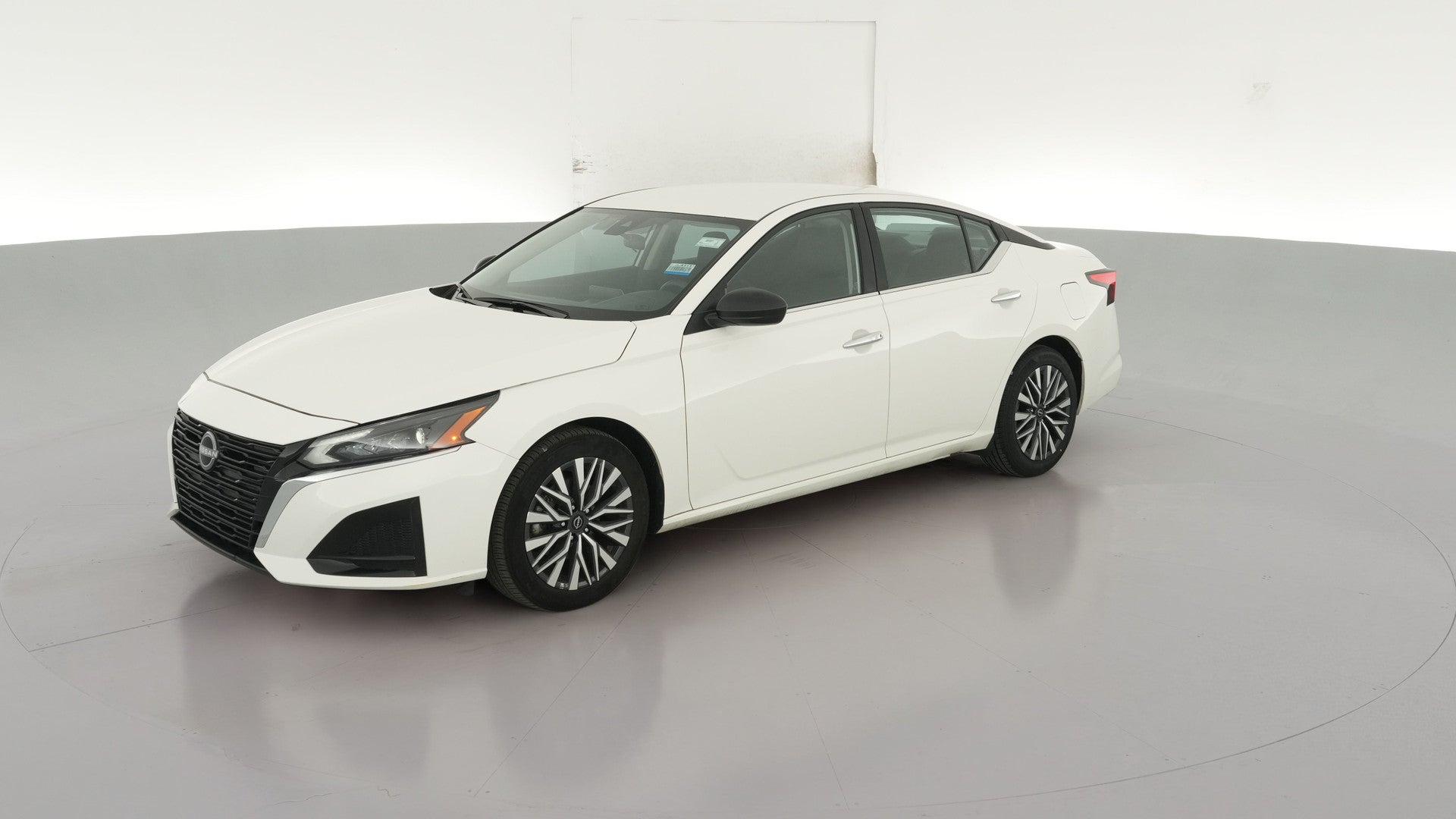 2025 Nissan Altima vehicle photo