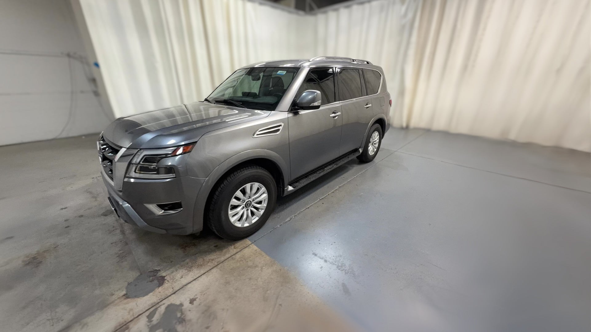 2023 Nissan Armada vehicle photo