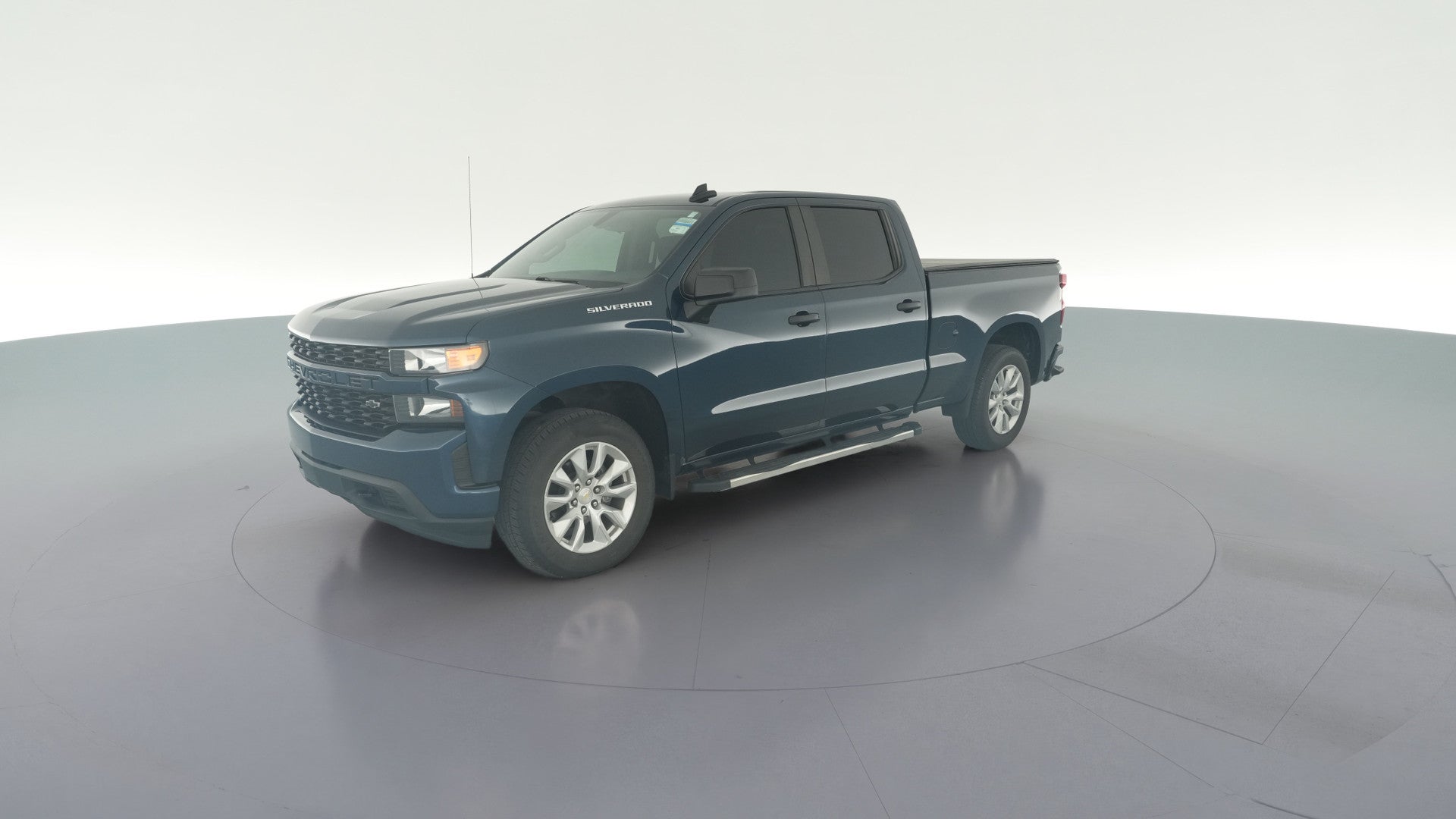 2021 Chevrolet Silverado 1500 Crew Cab vehicle photo