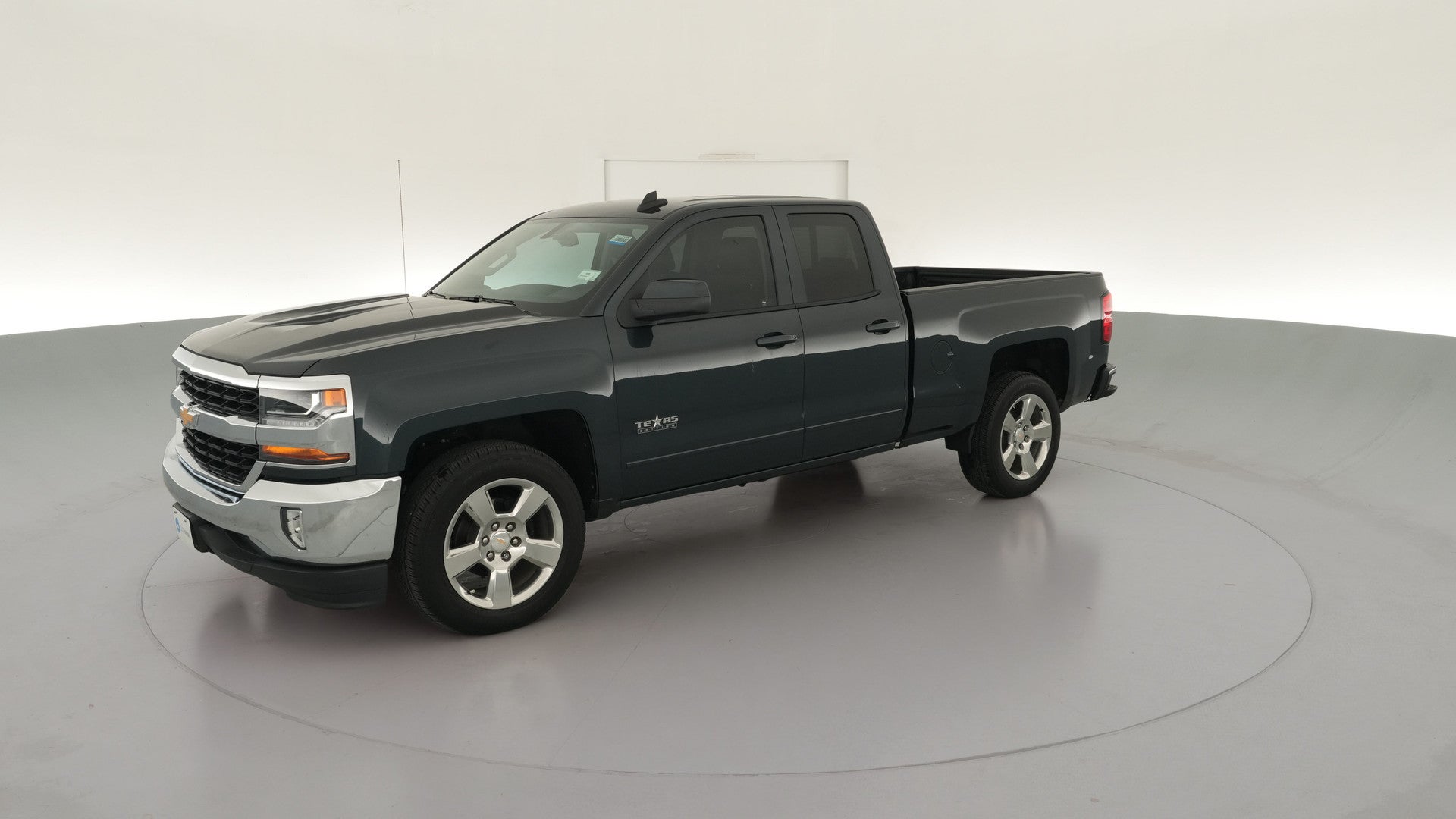 2017 Chevrolet Silverado 1500 Double Cab vehicle photo