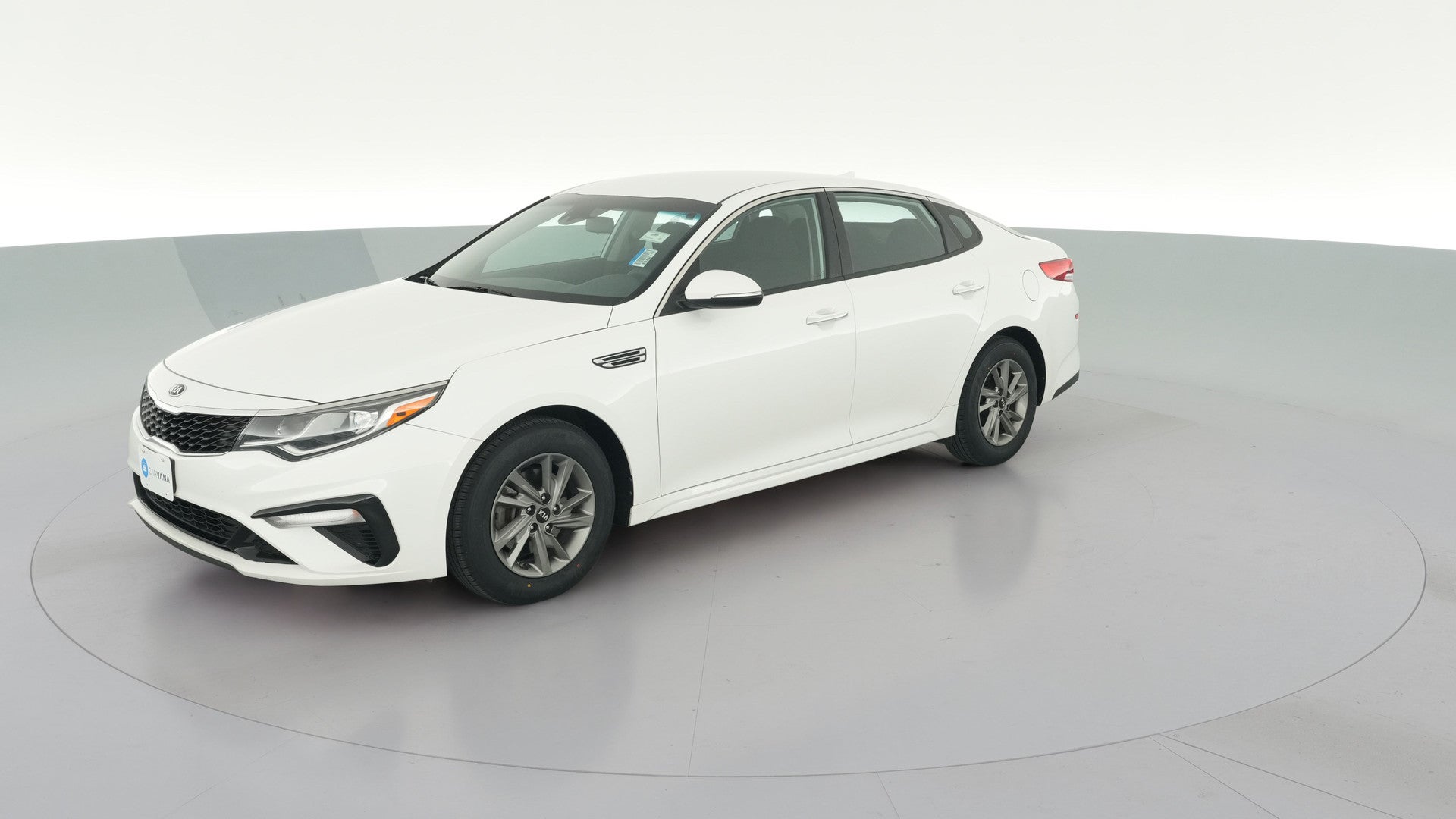 2019 Kia Optima vehicle photo