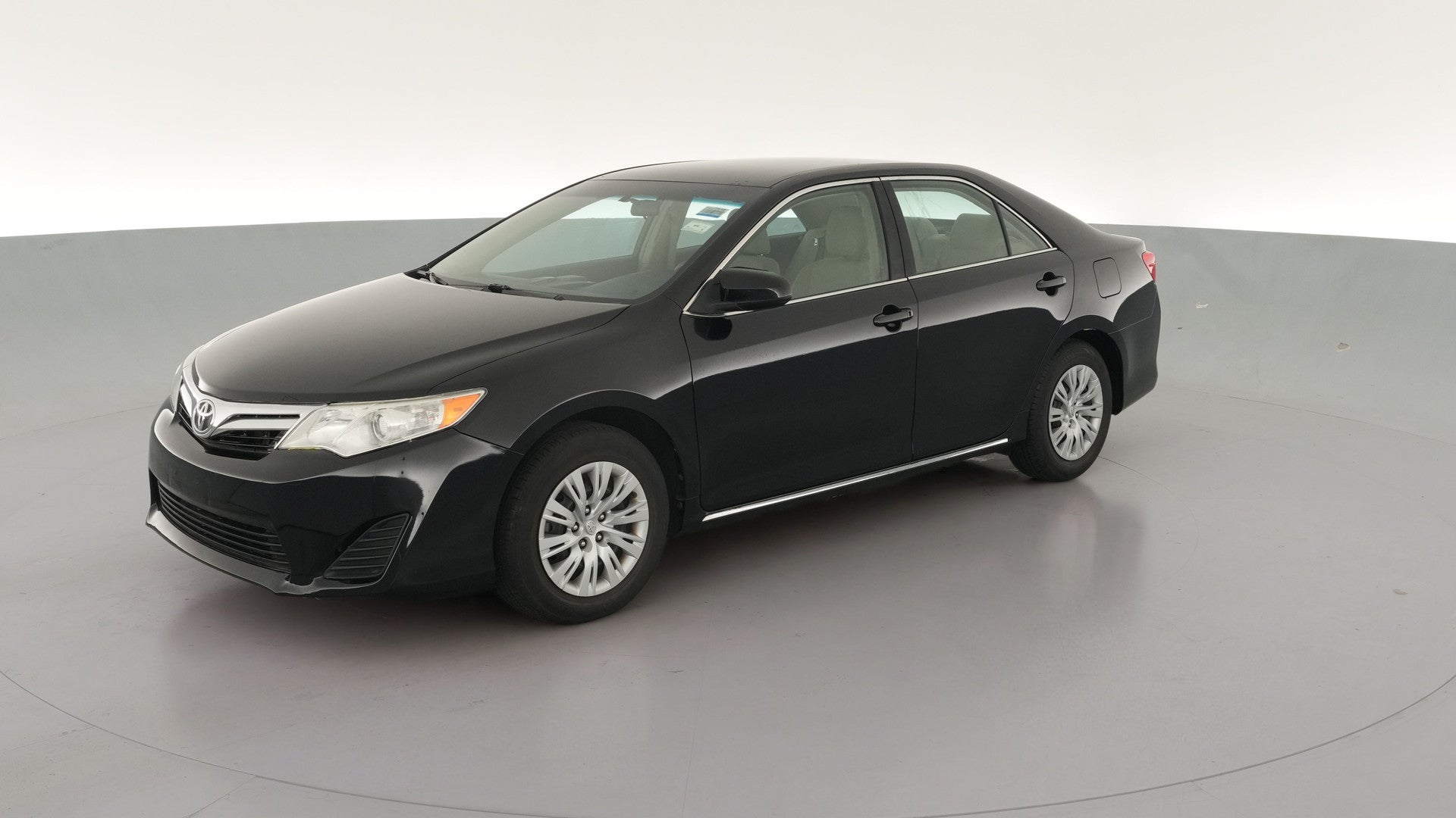 2012 Toyota Camry vehicle photo