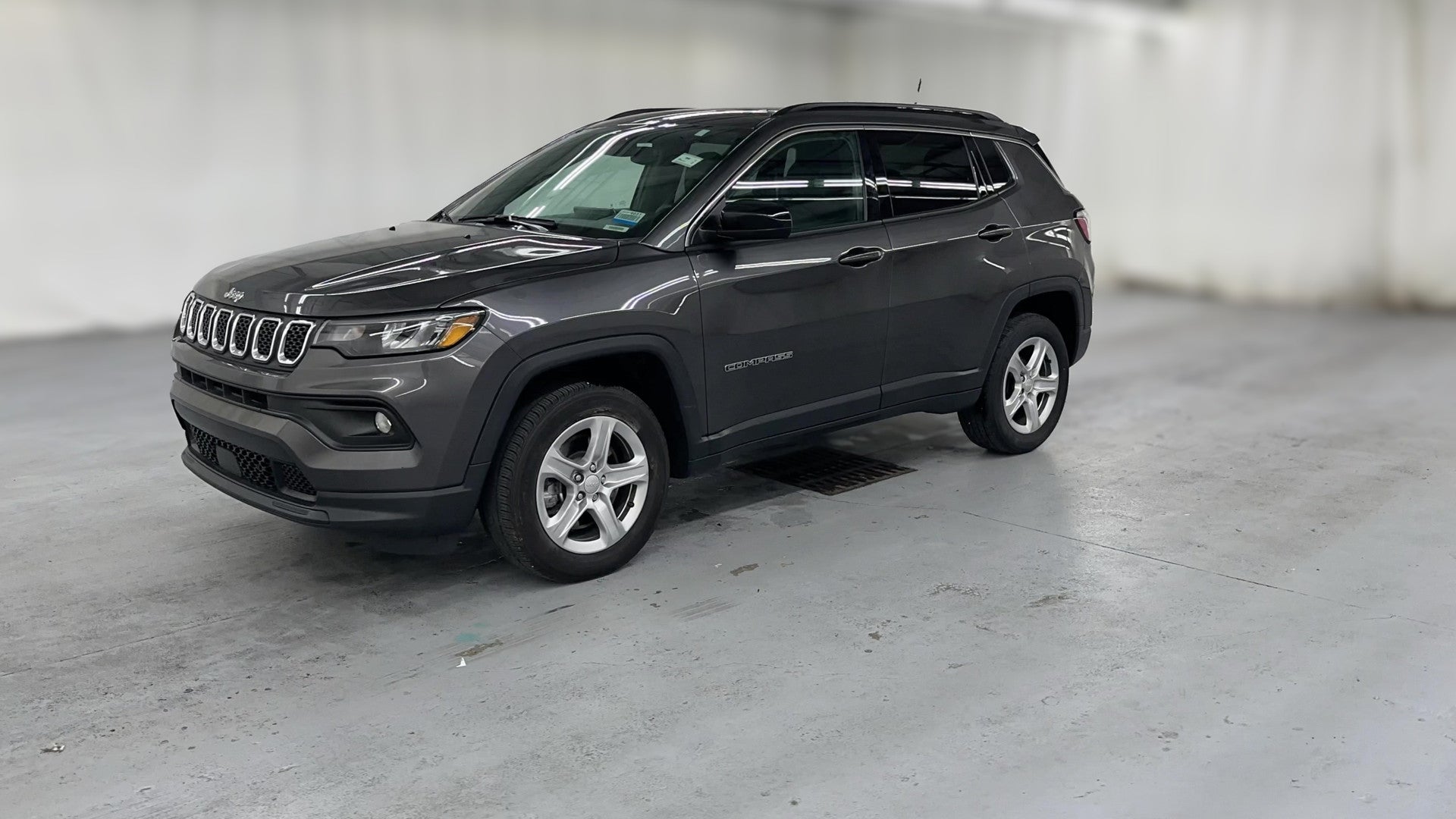 2023 Jeep Compass vehicle photo