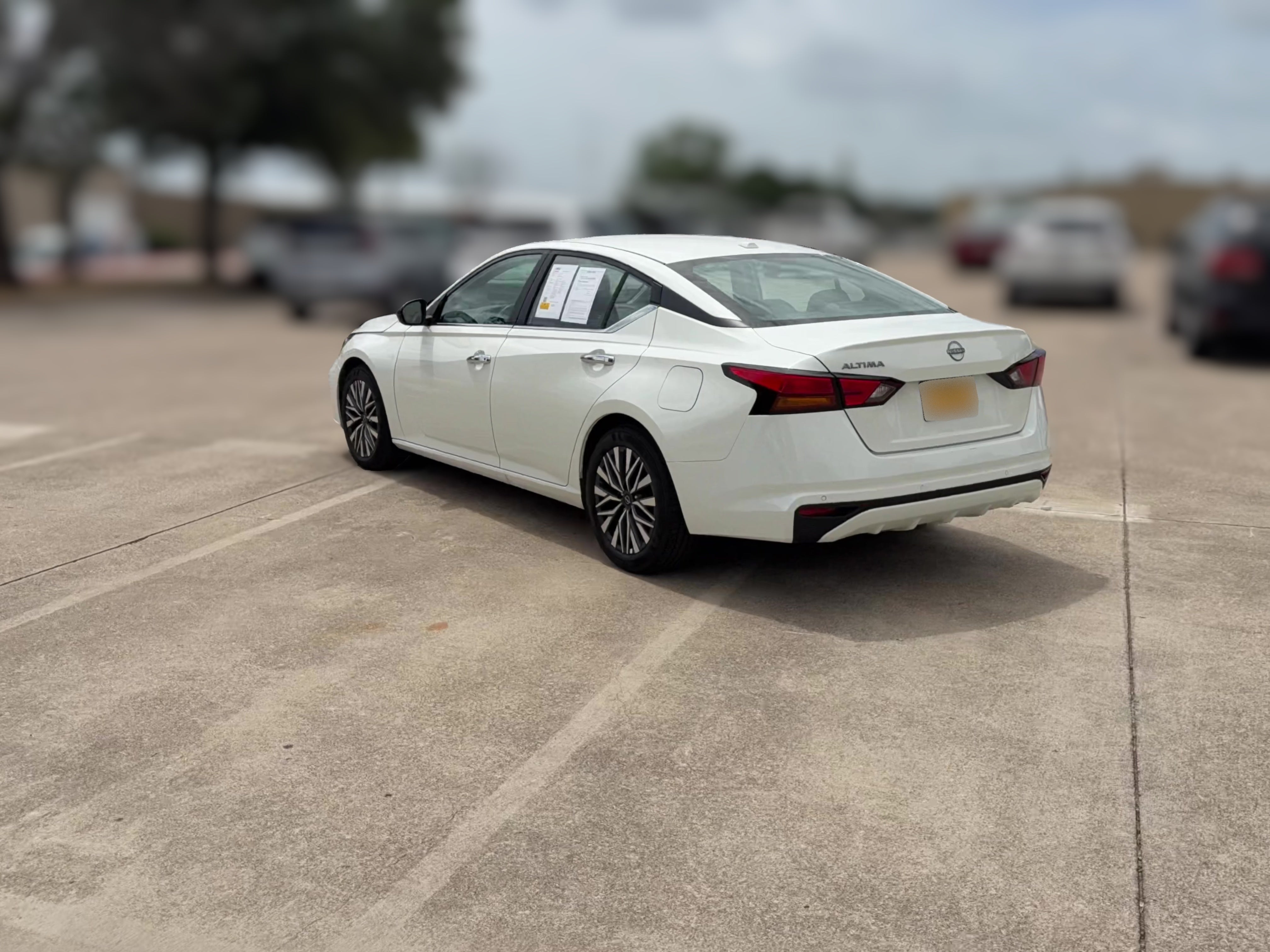 2025 Nissan Altima SV - Photo 27