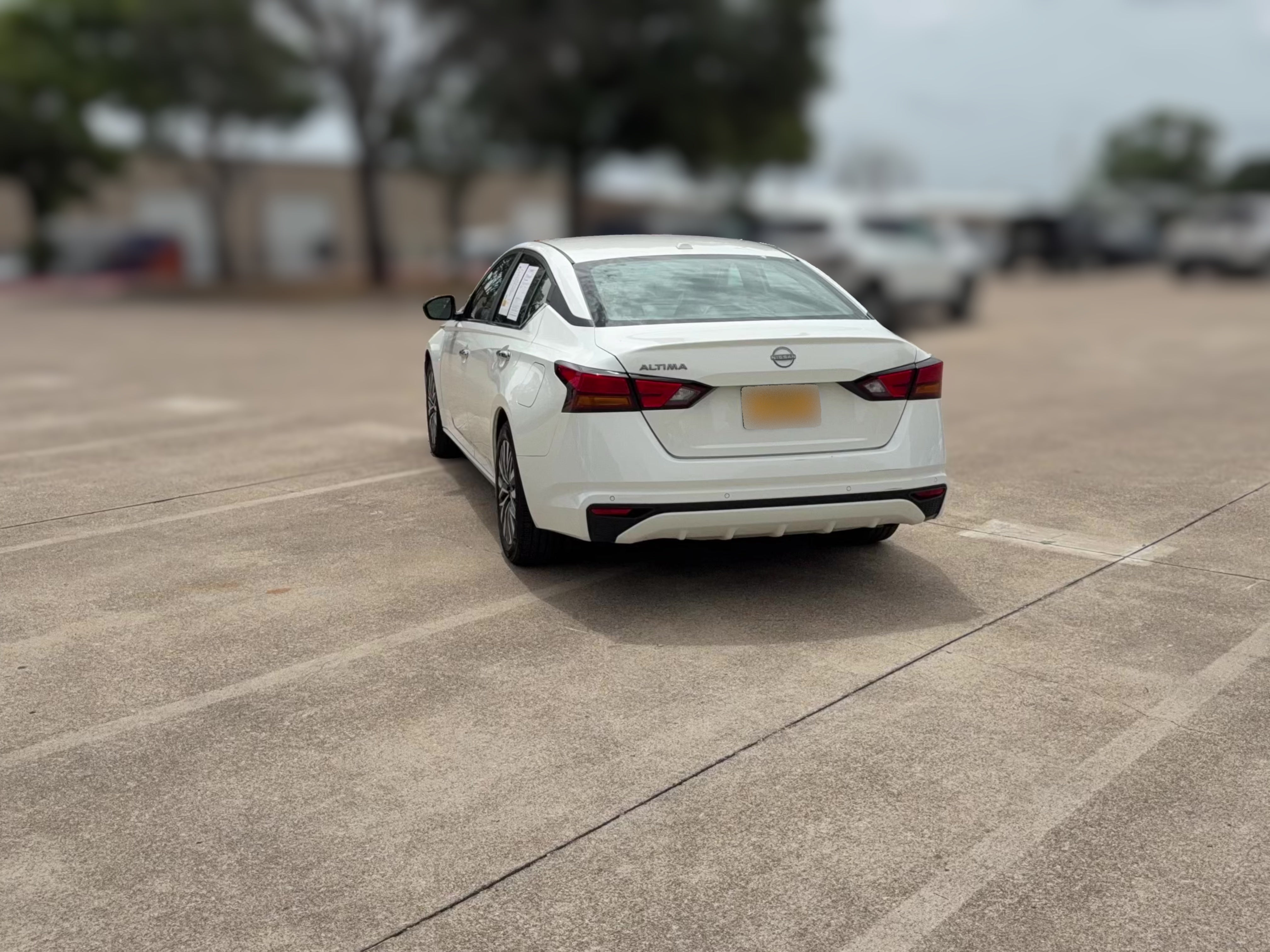2025 Nissan Altima SV - Photo 28
