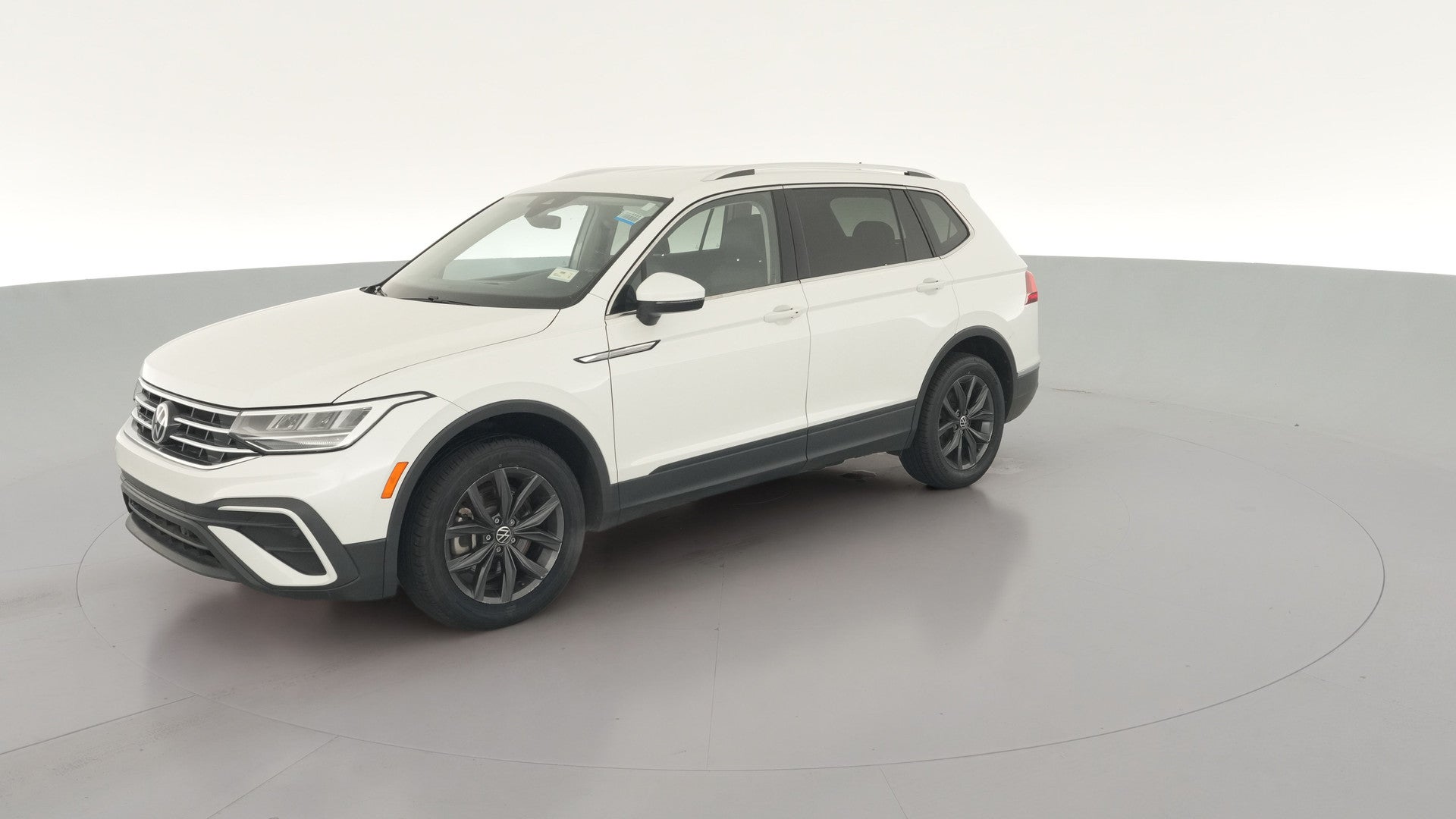 2023 Volkswagen Tiguan vehicle photo