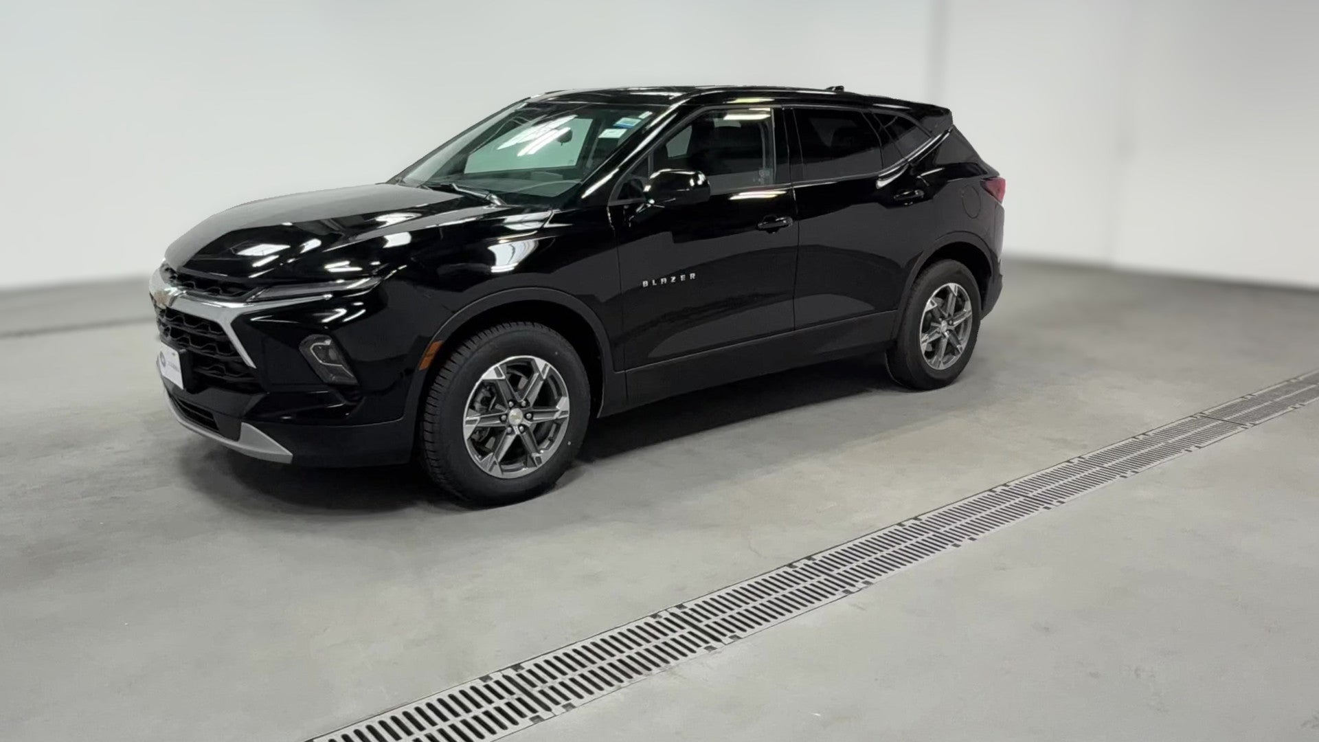 2025 Chevrolet Blazer vehicle photo