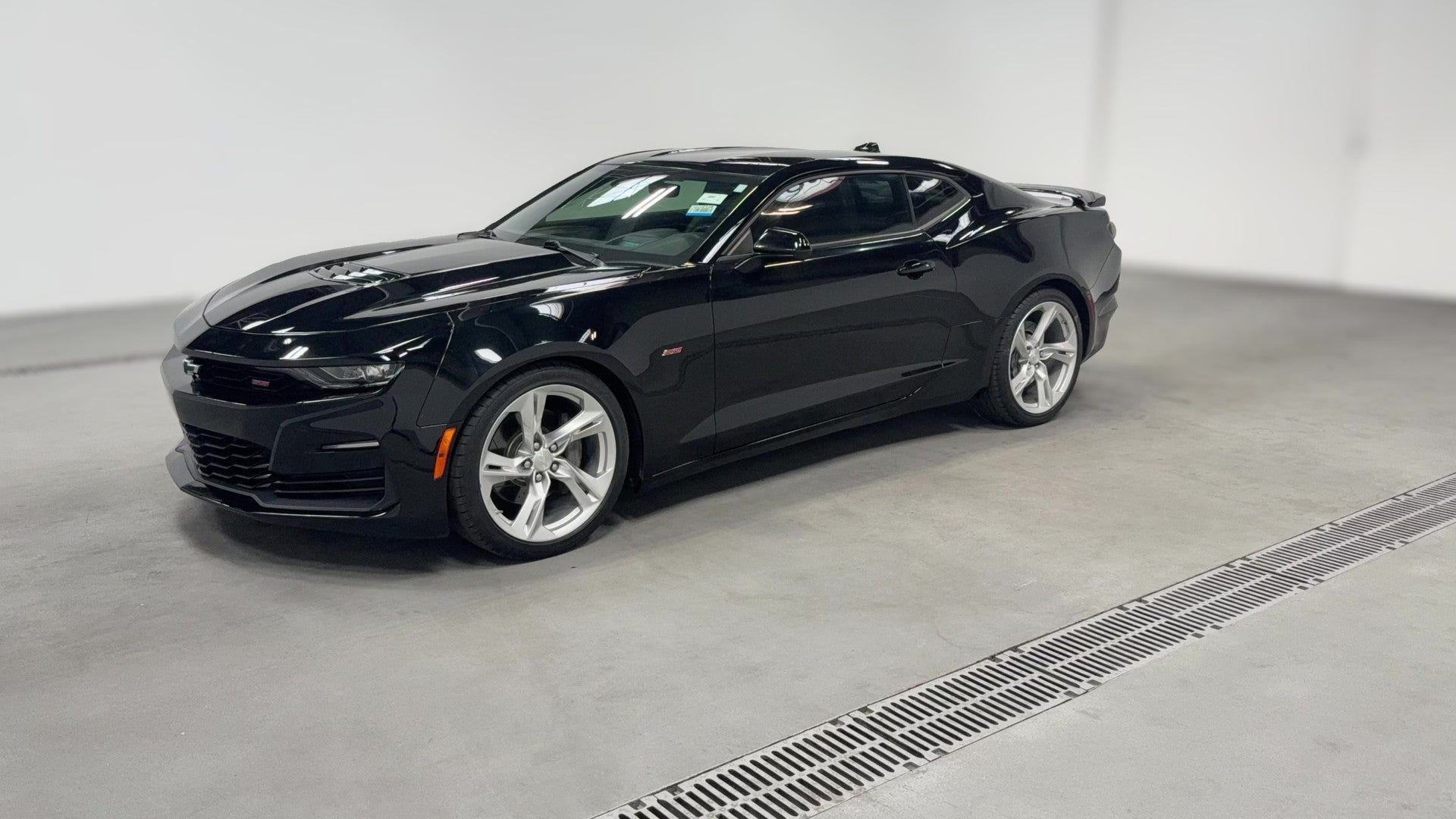 2020 Chevrolet Camaro vehicle photo