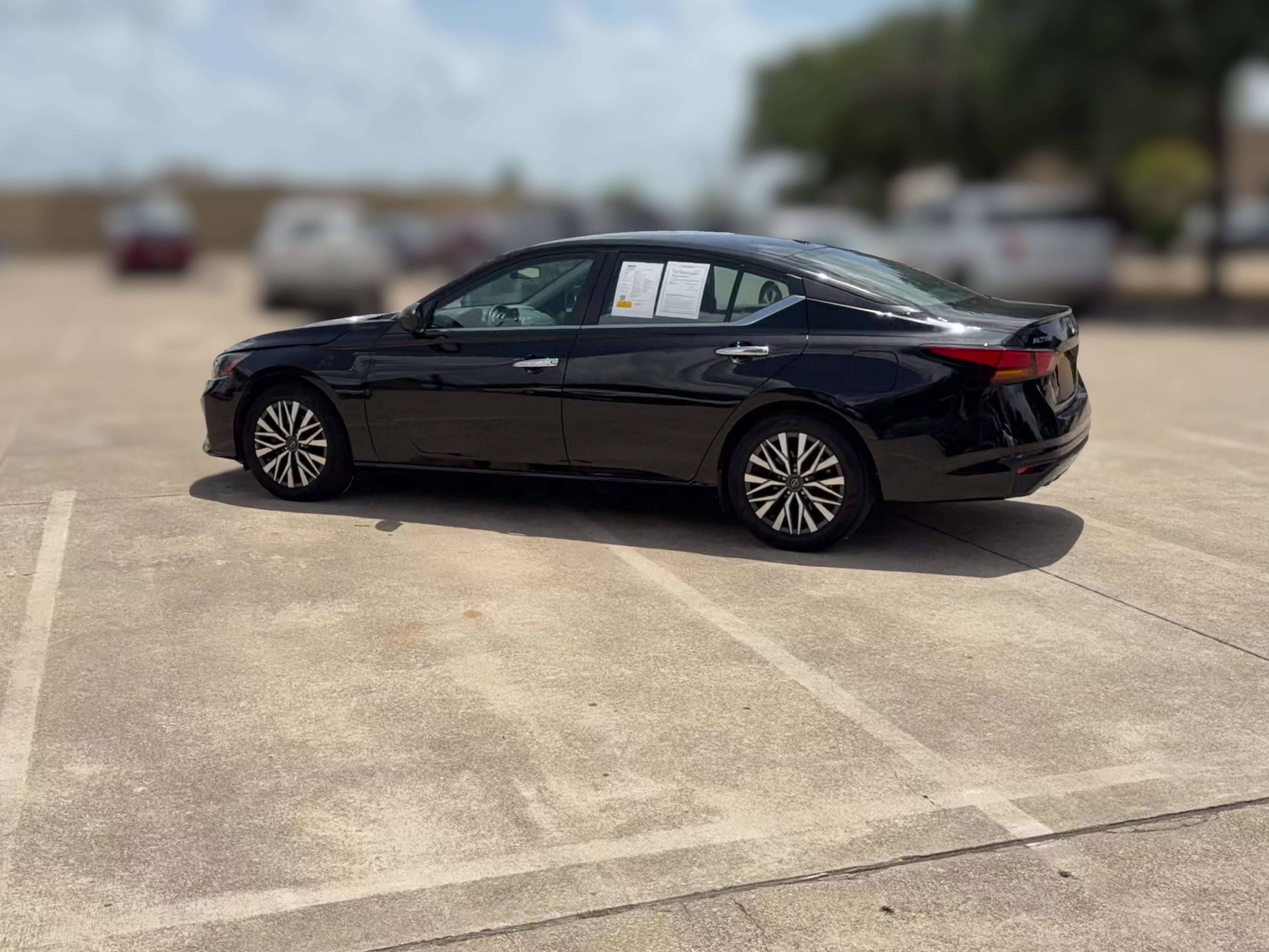 2025 Nissan Altima SV - Photo 26