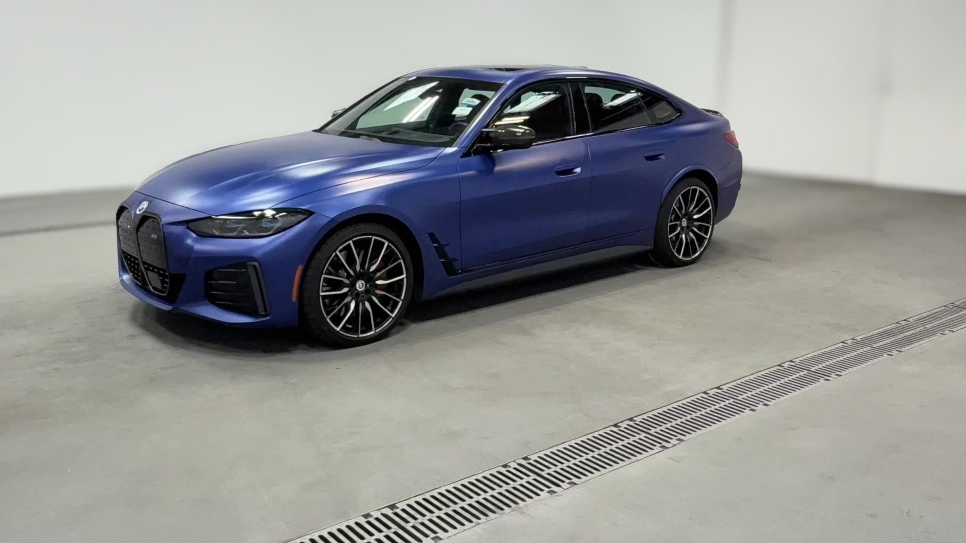 2023 BMW i4 vehicle photo