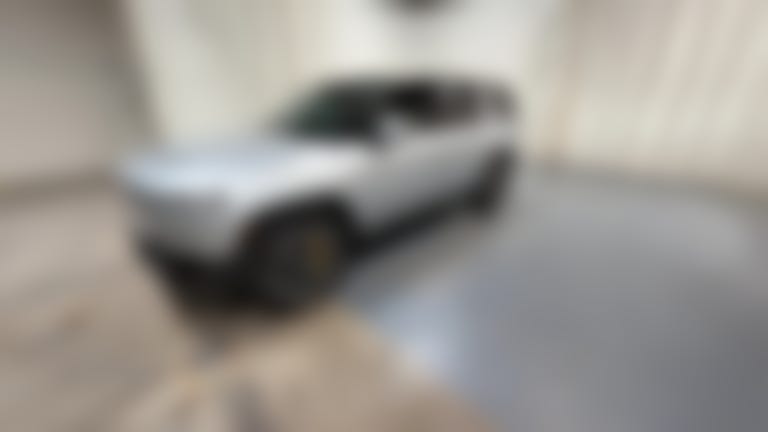 2023 Rivian R1S vehicle photo