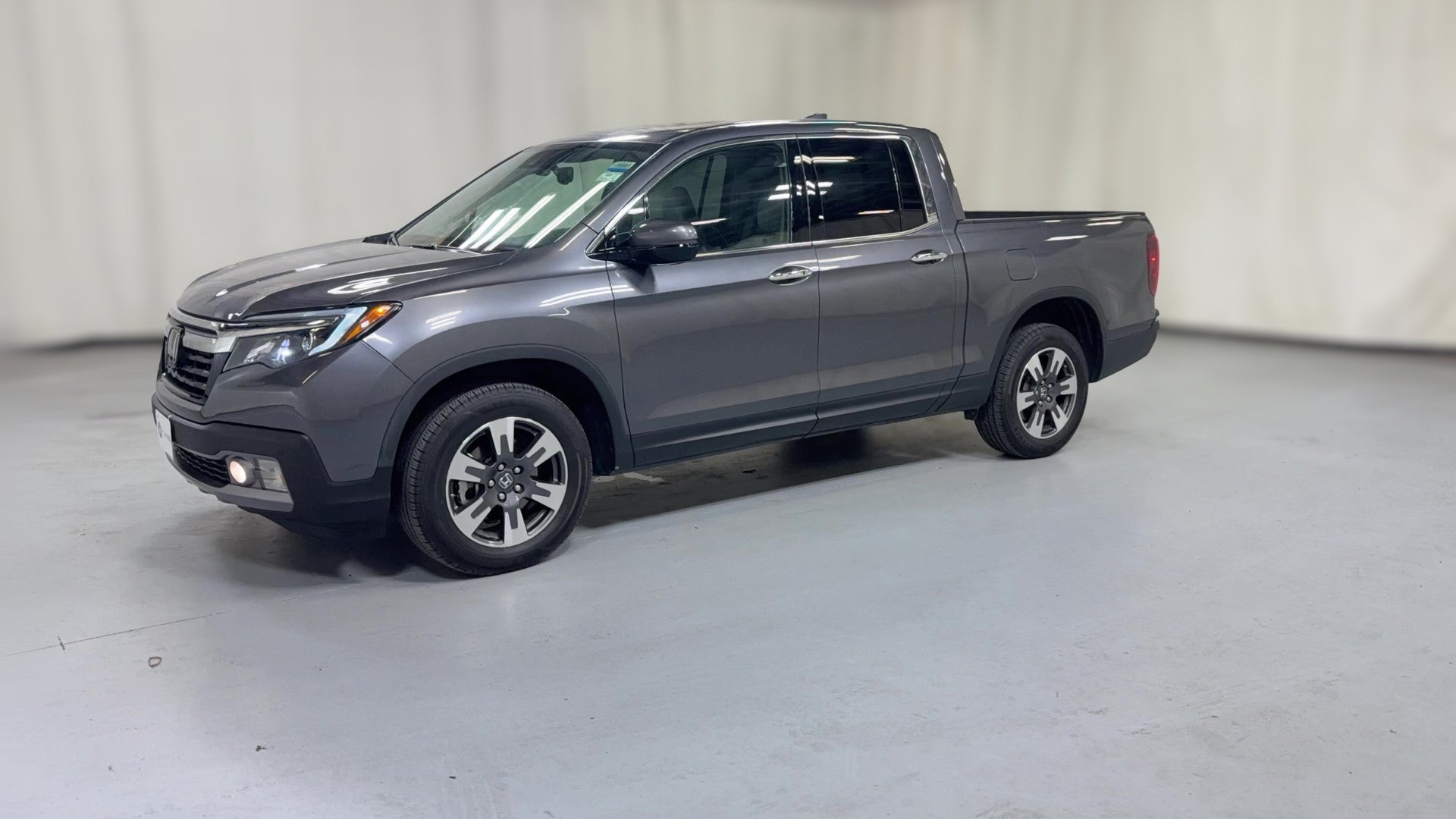 2017 Honda Ridgeline vehicle photo