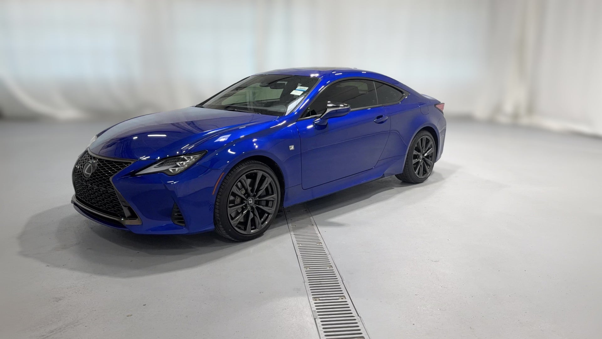 2024 Lexus RC vehicle photo