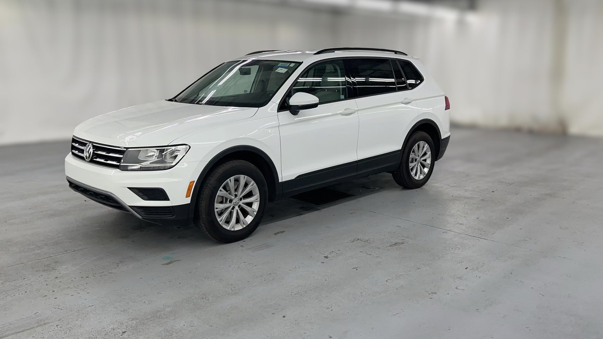 2018 Volkswagen Tiguan vehicle photo