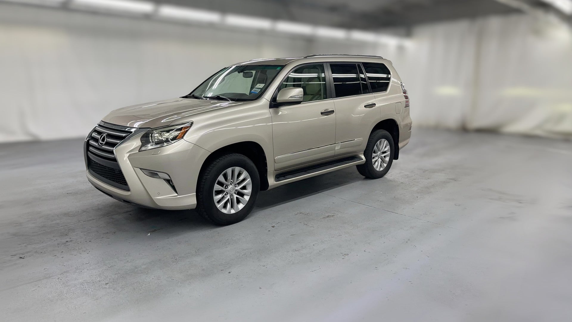 2014 Lexus GX vehicle photo