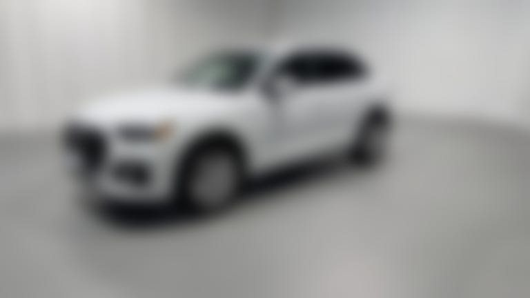2023 Audi Q5 vehicle photo
