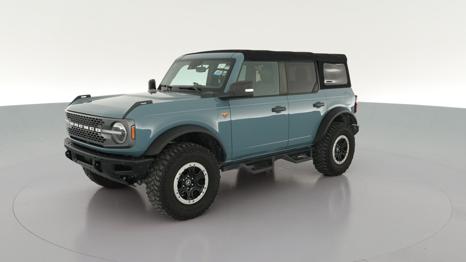 2021 Ford Bronco vehicle photo