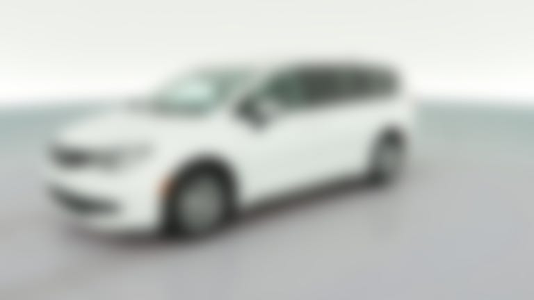 2023 Chrysler Voyager vehicle photo