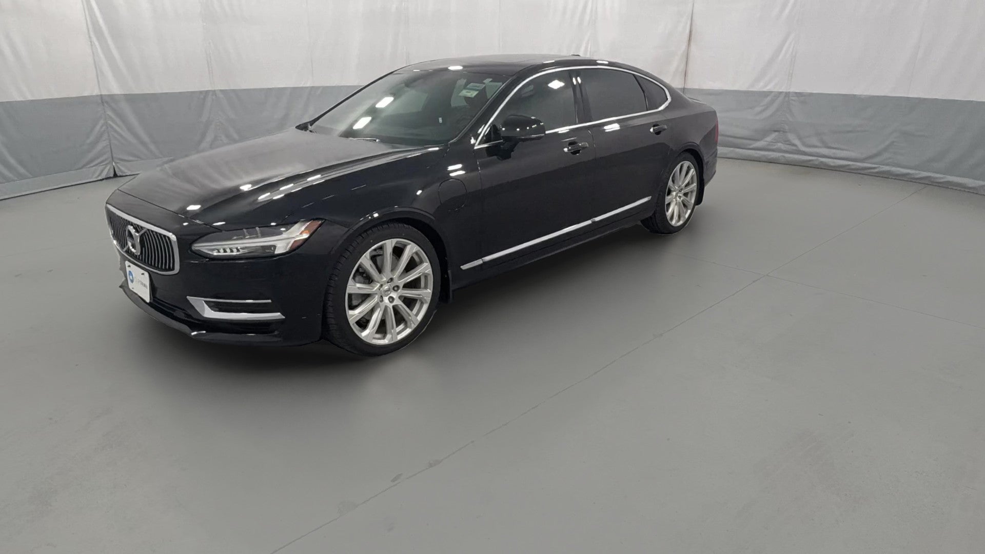 2020 Volvo S90 vehicle photo
