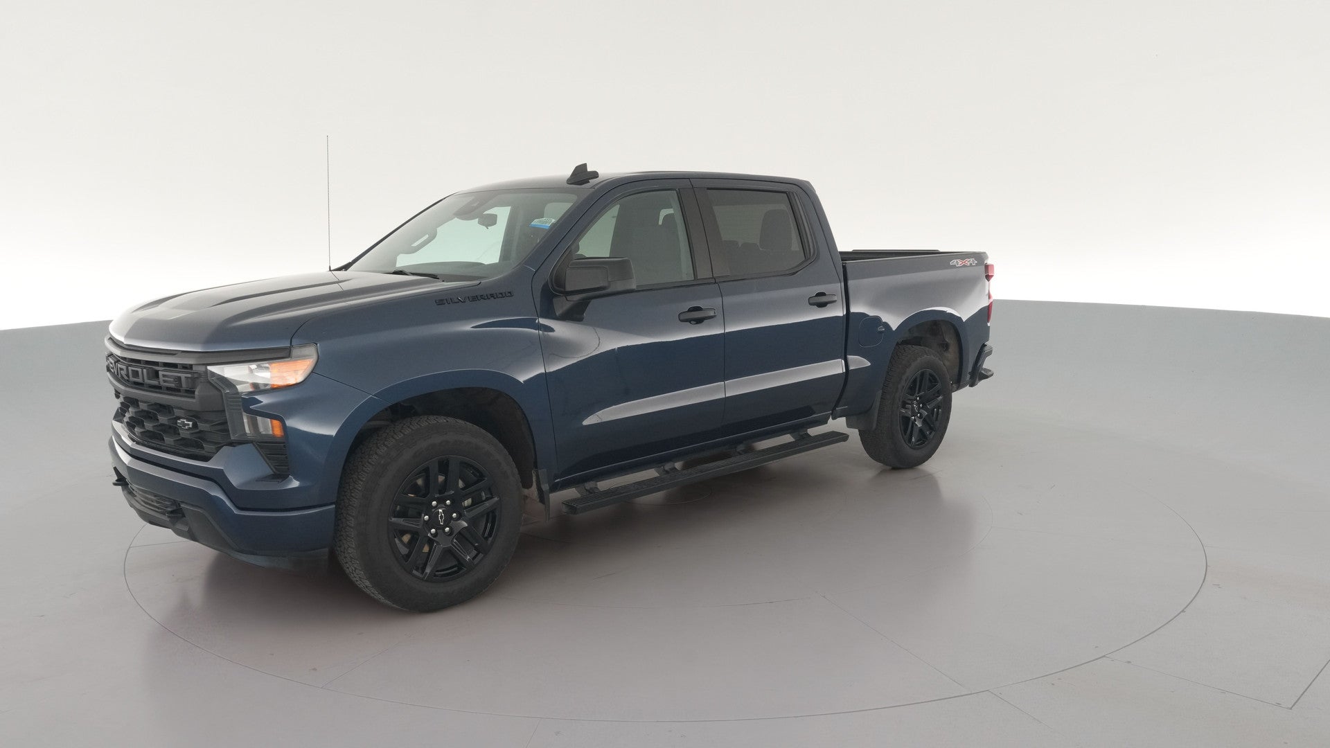 2022 Chevrolet Silverado 1500 Crew Cab vehicle photo