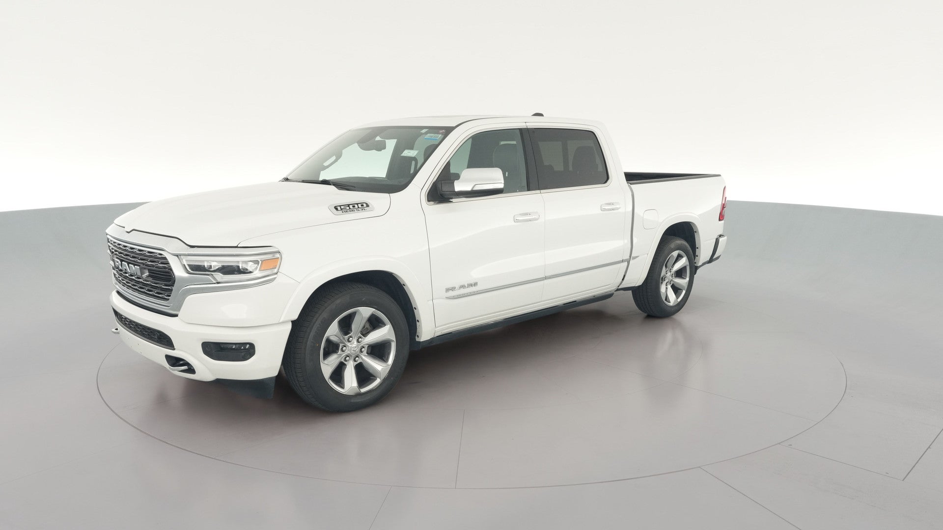 2019 Ram 1500 Crew Cab vehicle photo