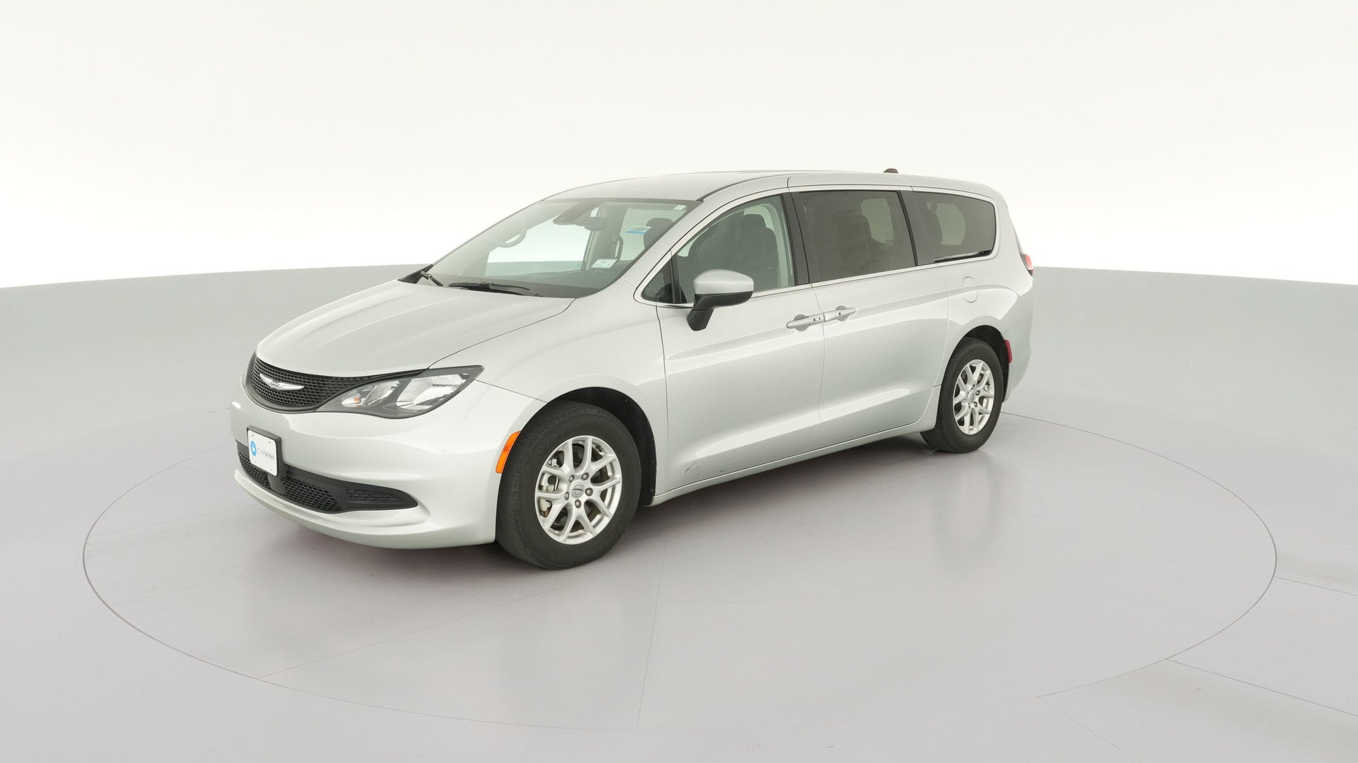 2023 Chrysler Voyager vehicle photo