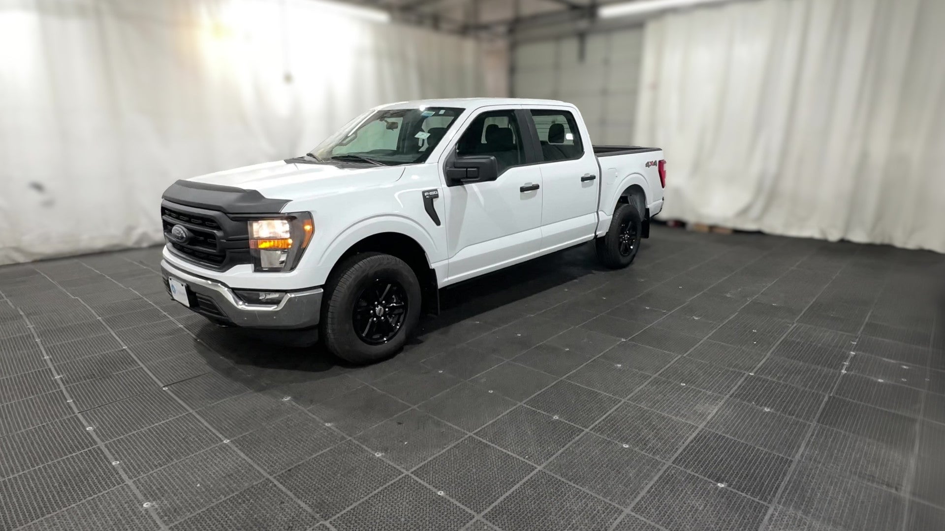 2023 Ford F150 SuperCrew Cab vehicle photo