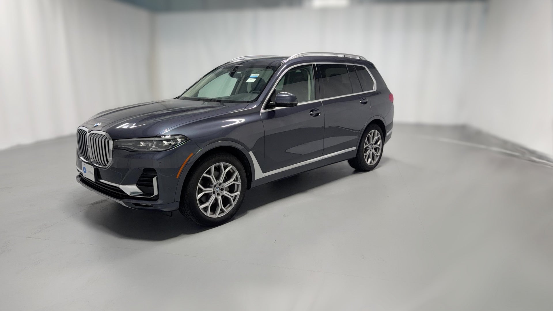 2020 BMW X7 vehicle photo