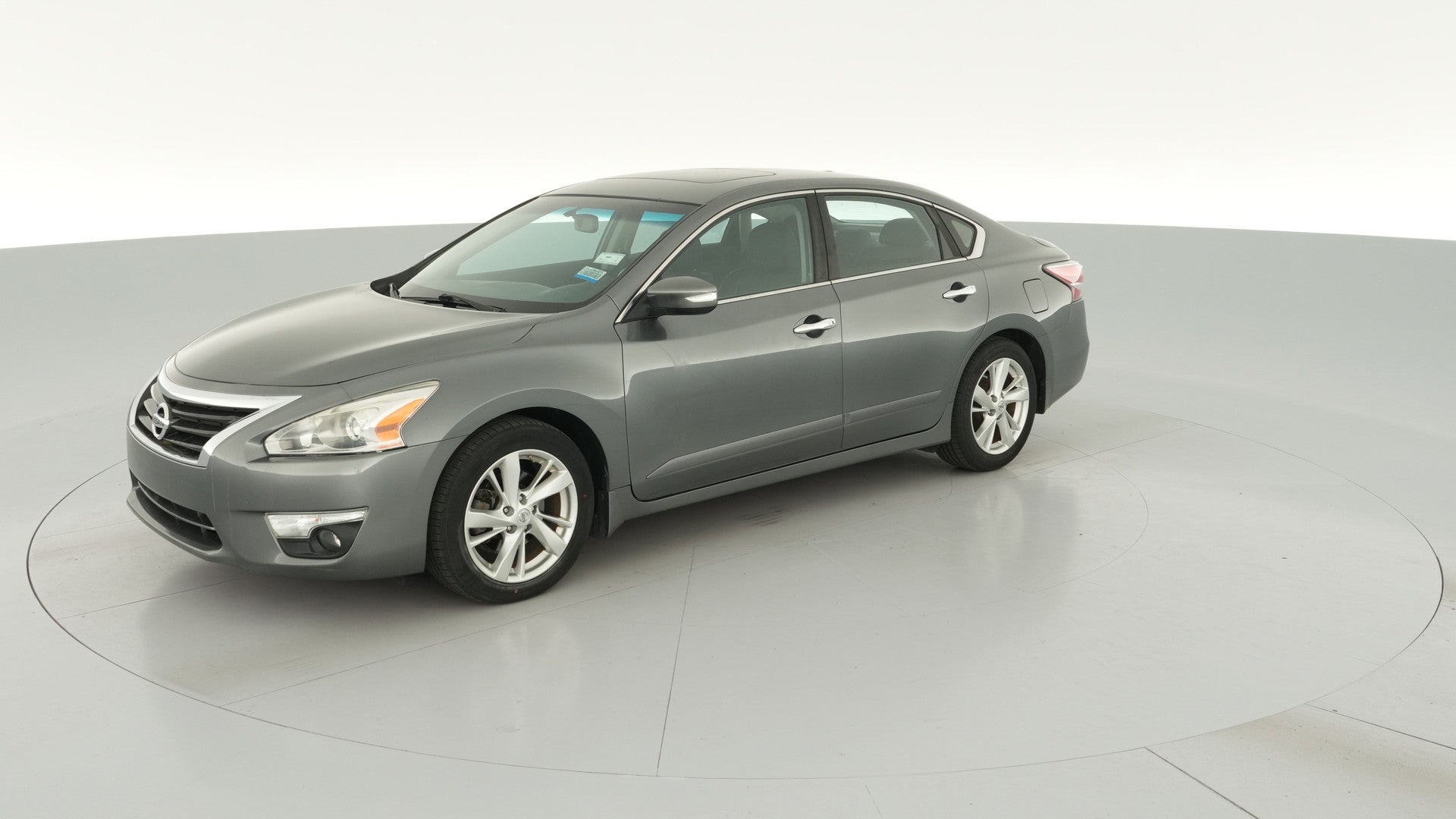 2015 Nissan Altima vehicle photo