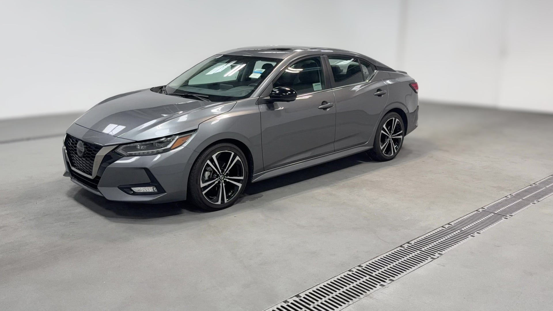 2023 Nissan Sentra vehicle photo