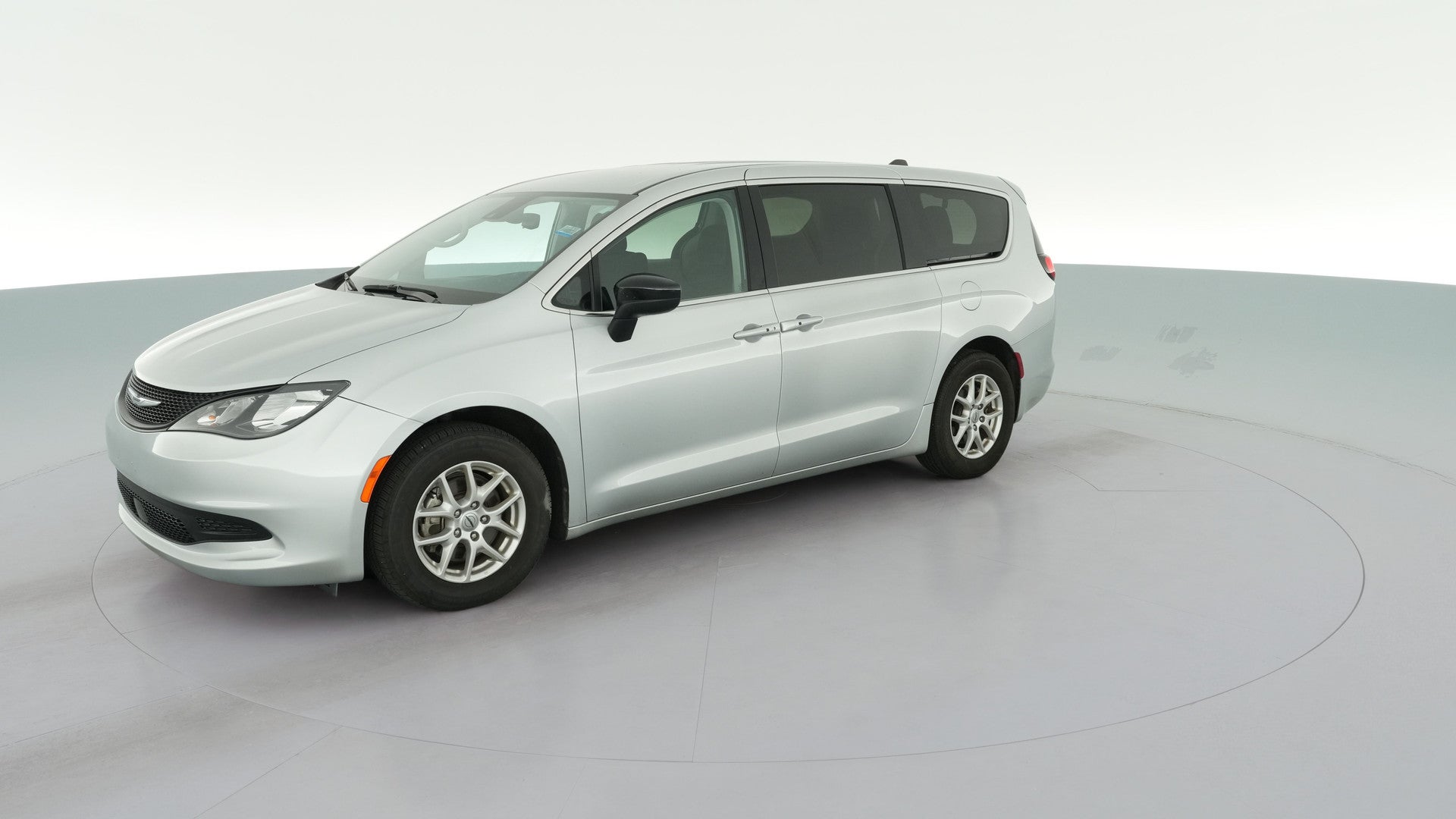 2024 Chrysler Voyager vehicle photo