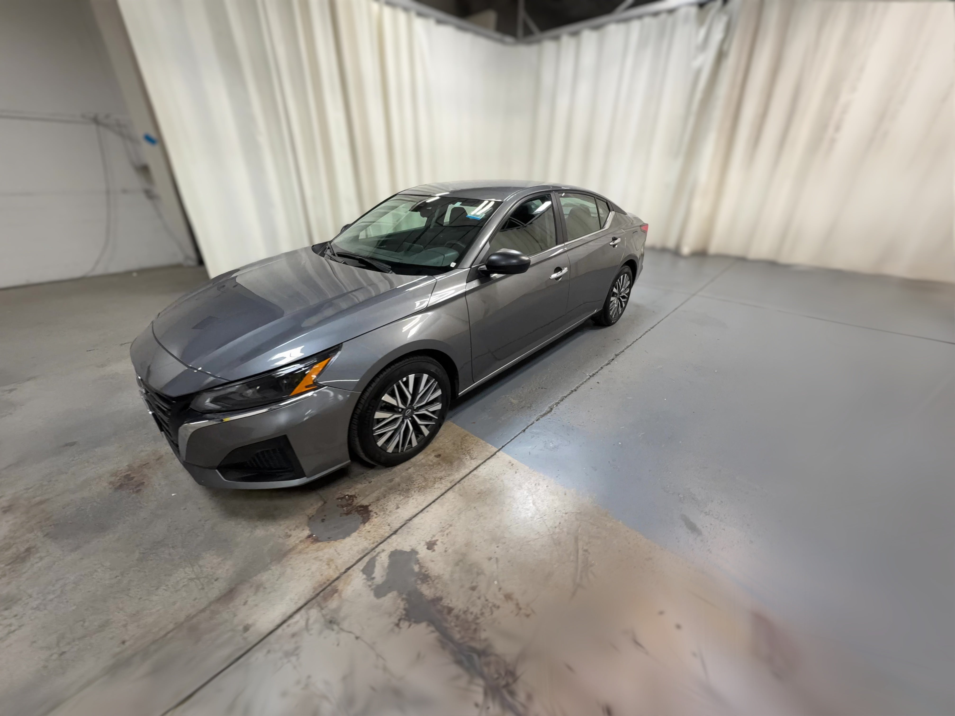 2025 Nissan Altima SV - Photo 21
