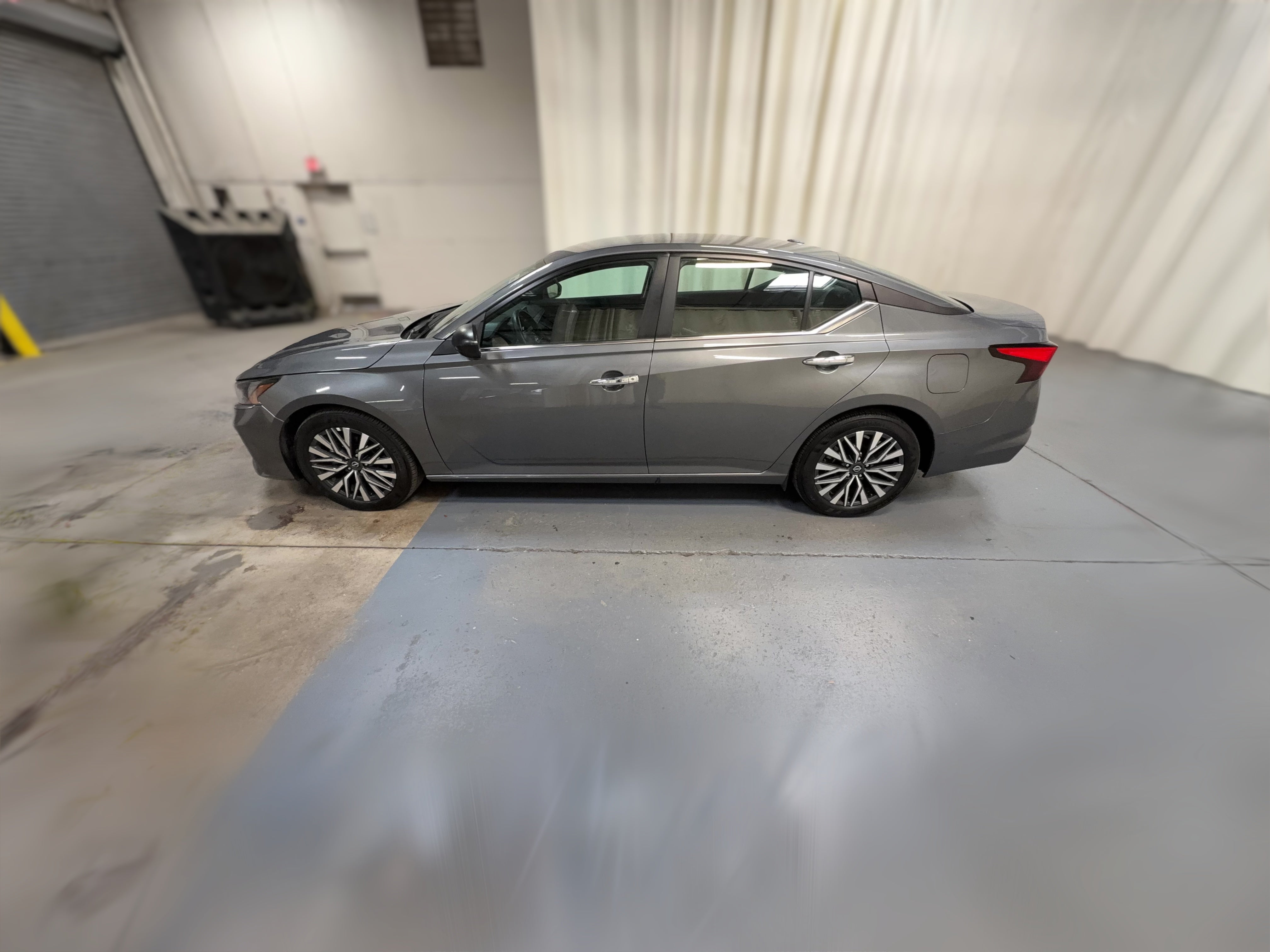 2025 Nissan Altima SV - Photo 23