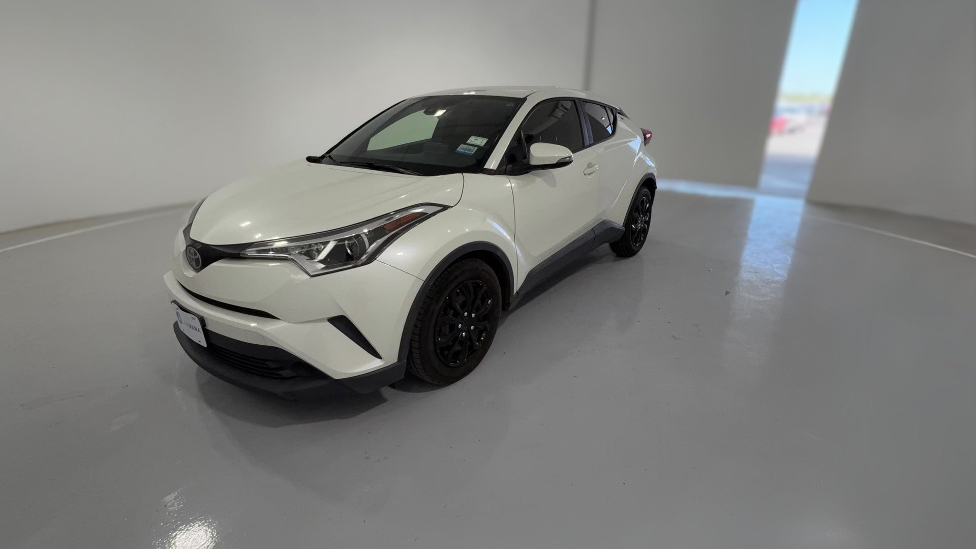 2019 Toyota C-HR vehicle photo