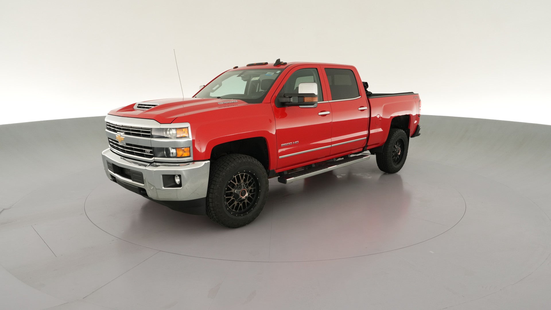 2019 Chevrolet Silverado 2500 HD Crew Cab vehicle photo