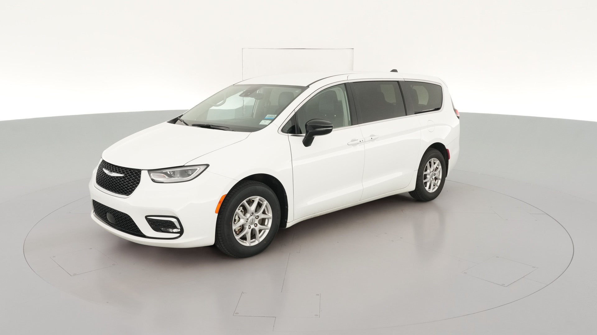 2024 Chrysler Pacifica vehicle photo