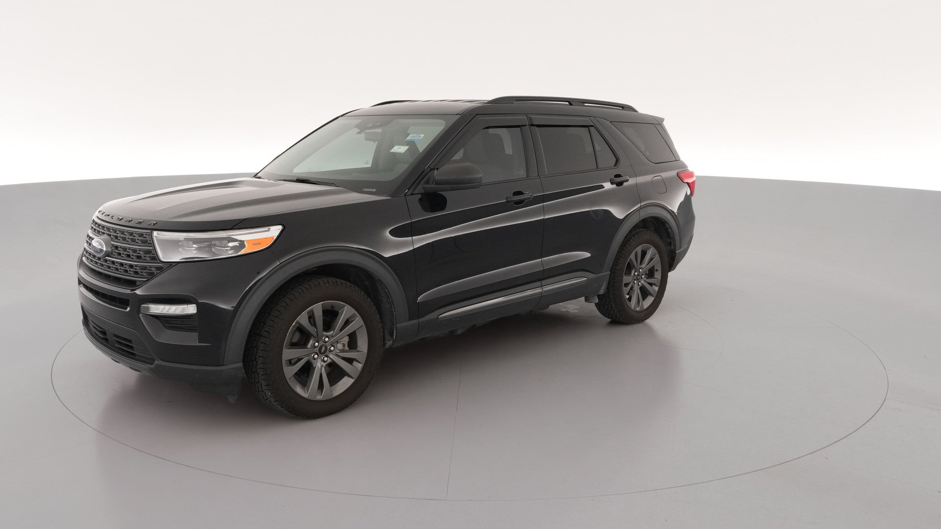 2021 Ford Explorer vehicle photo