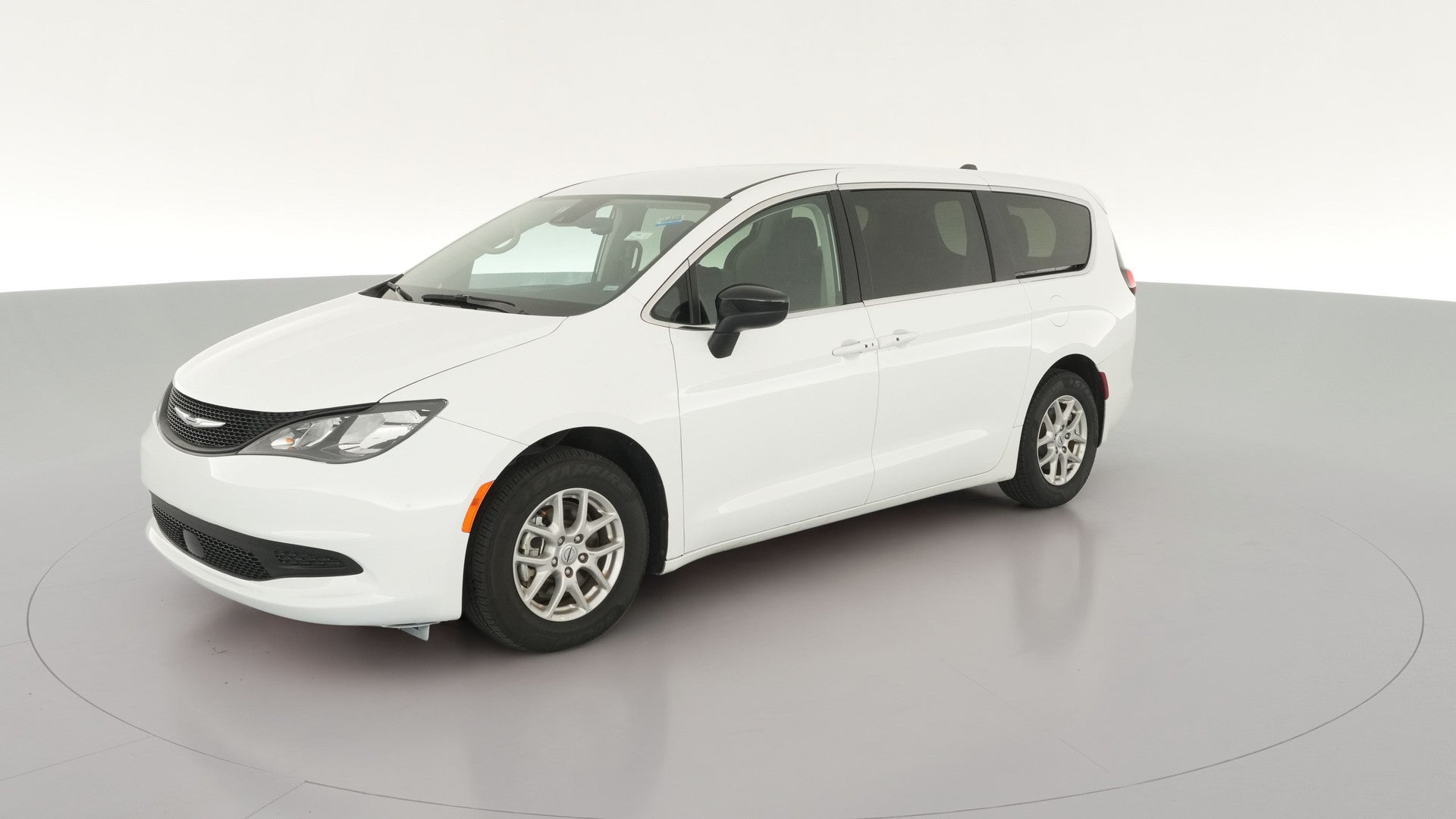 2024 Chrysler Voyager vehicle photo
