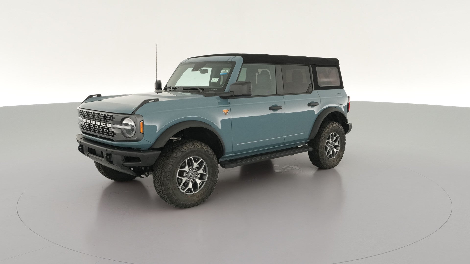2023 Ford Bronco vehicle photo