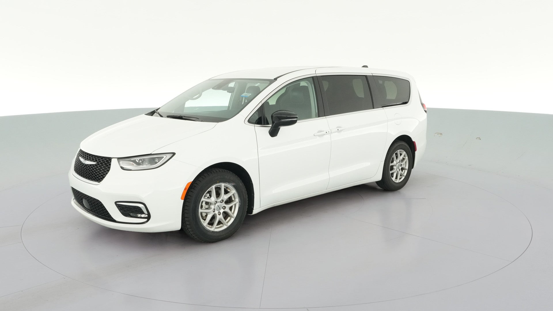 2024 Chrysler Pacifica vehicle photo