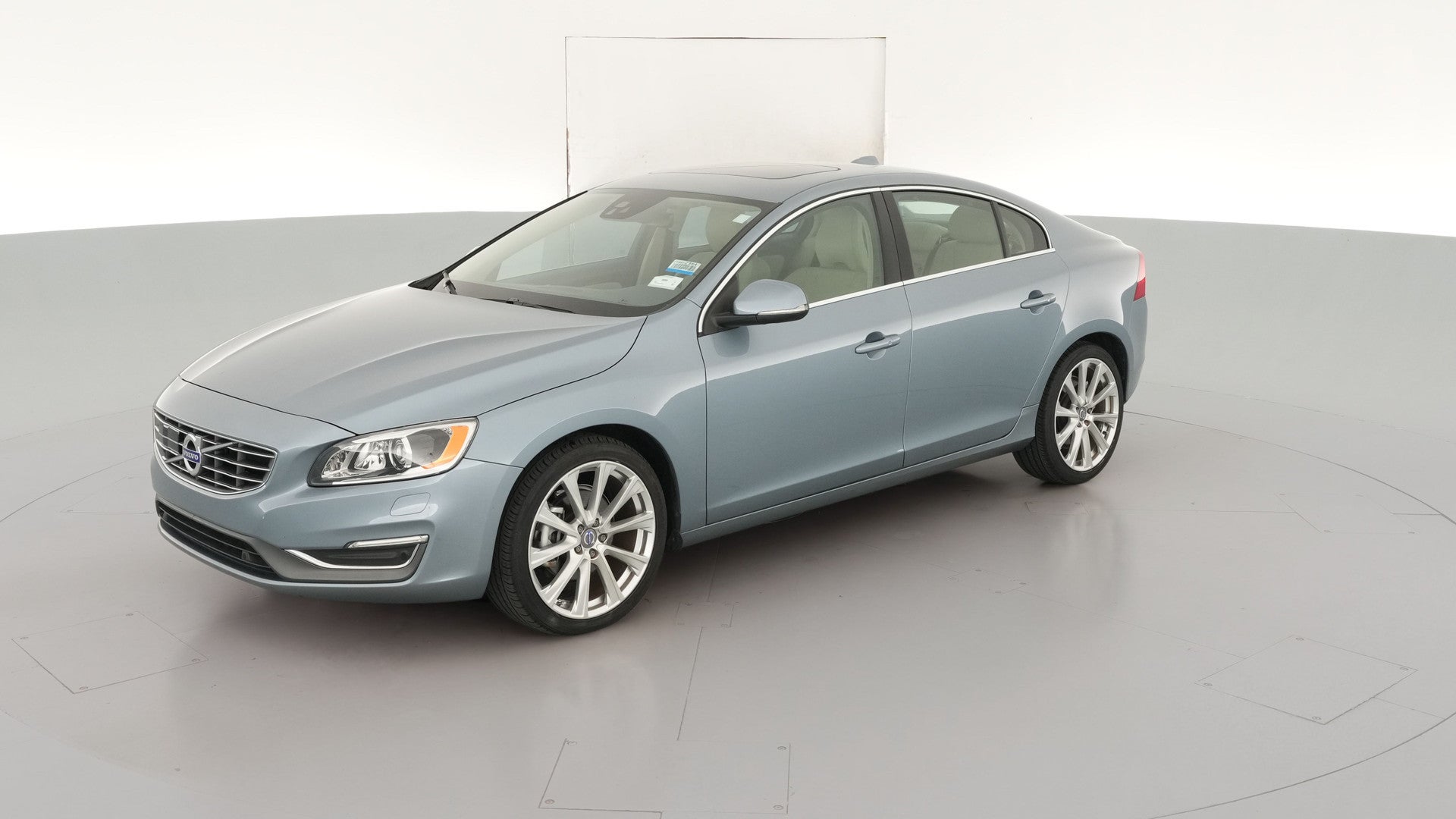 2017 Volvo S60 vehicle photo