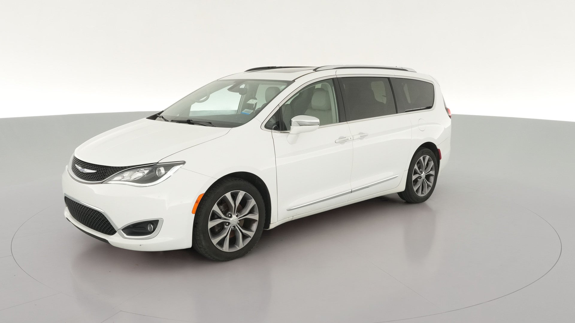 2019 Chrysler Pacifica vehicle photo