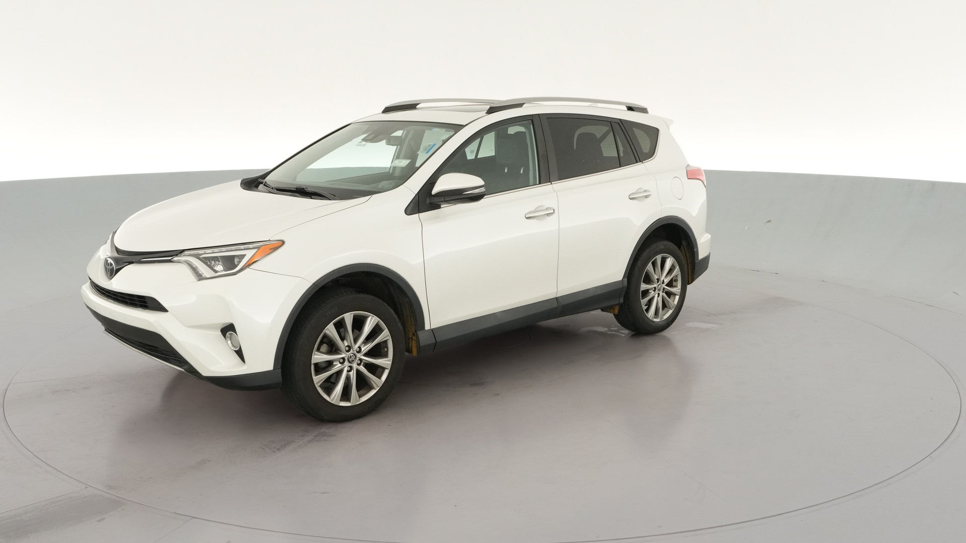 2018 Toyota RAV4 vehicle photo