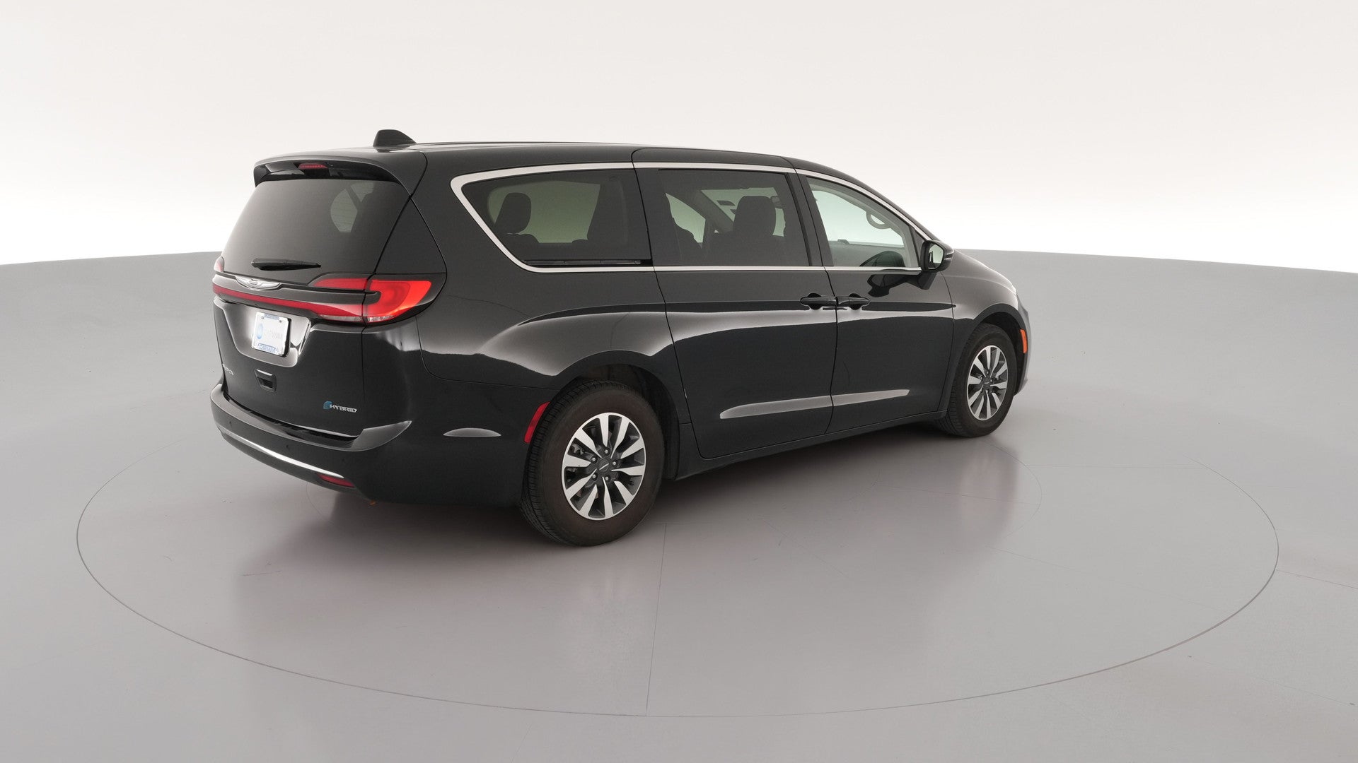 2023 Chrysler Pacifica Hybrid vehicle photo
