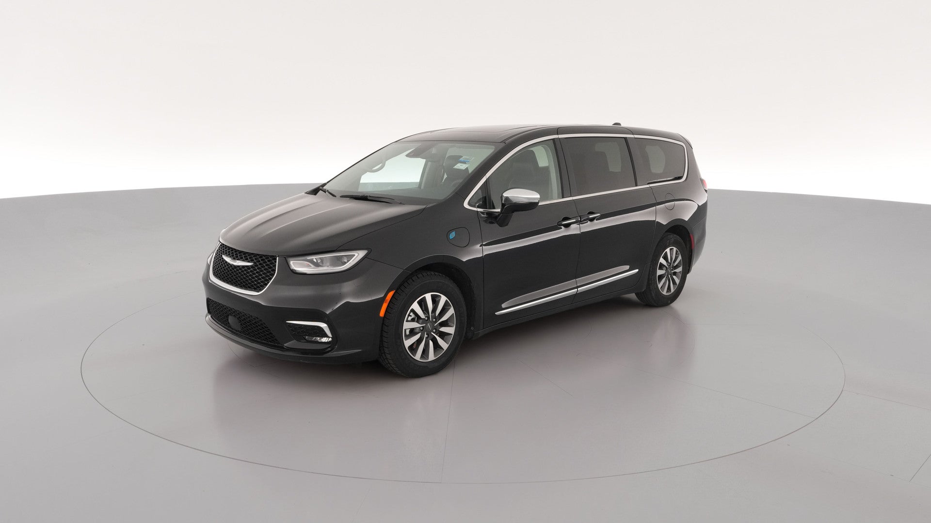 2023 Chrysler Pacifica Hybrid vehicle photo