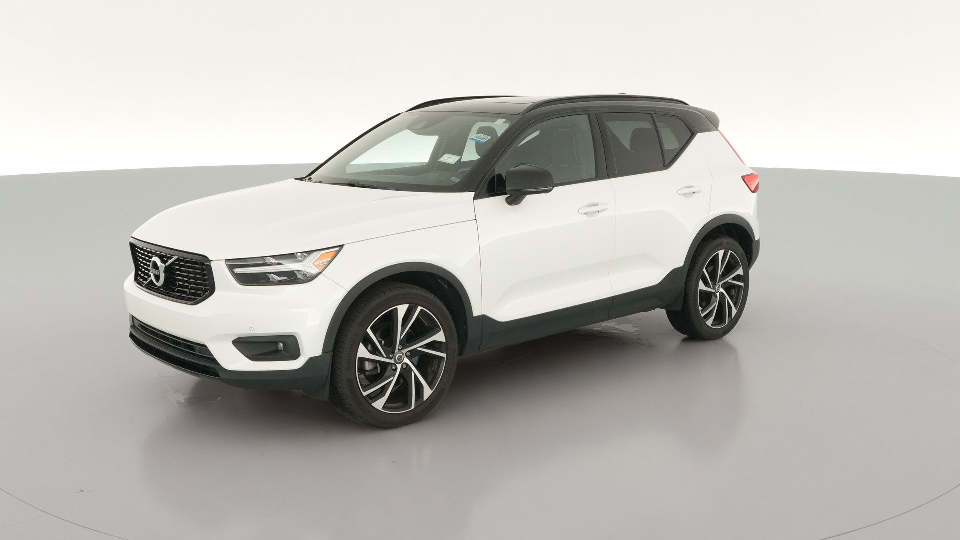 2020 Volvo XC40 vehicle photo