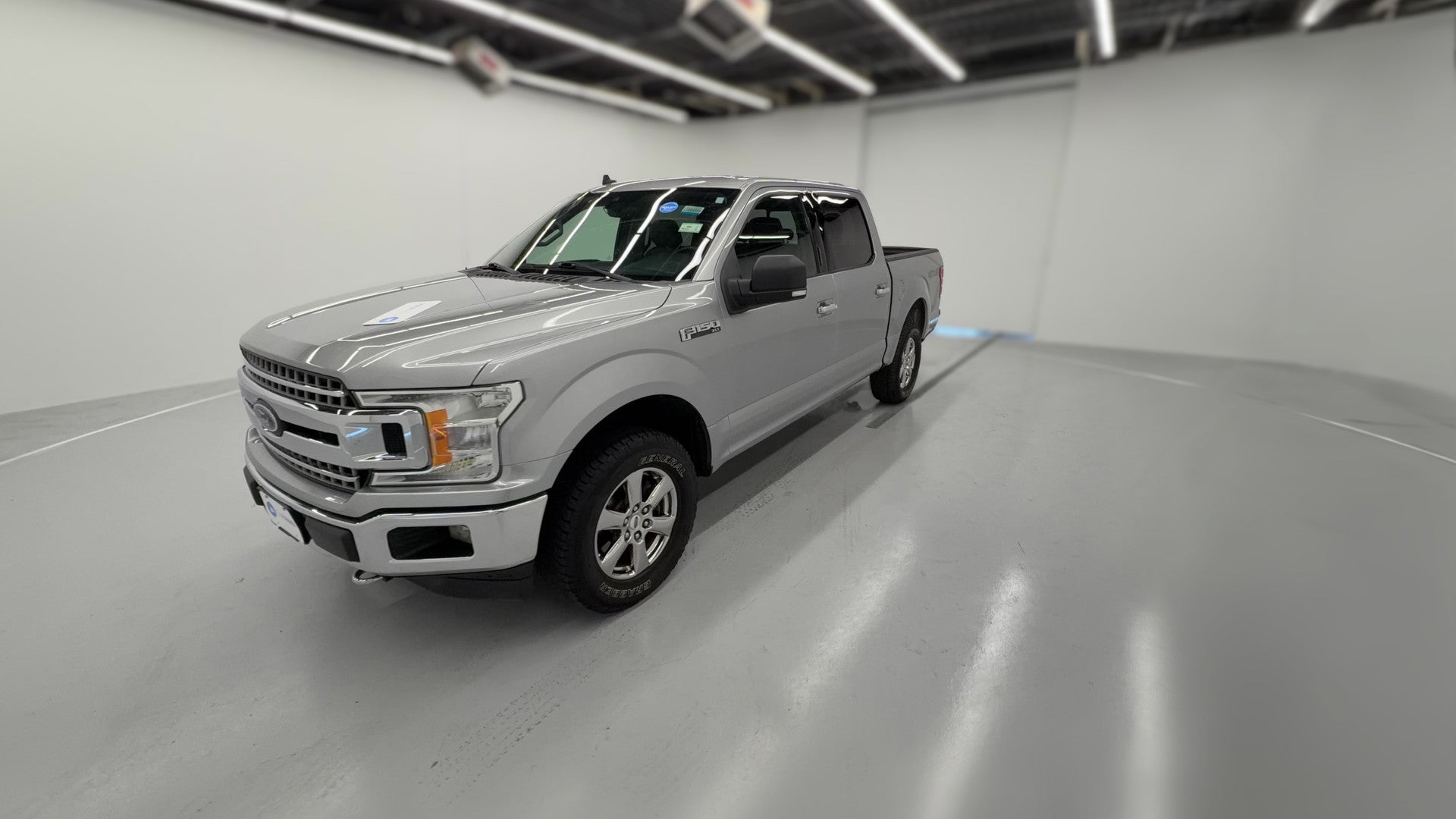 2020 Ford F150 SuperCrew Cab vehicle photo