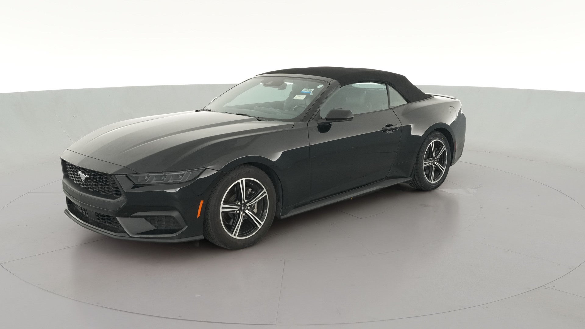 2025 Ford Mustang vehicle photo