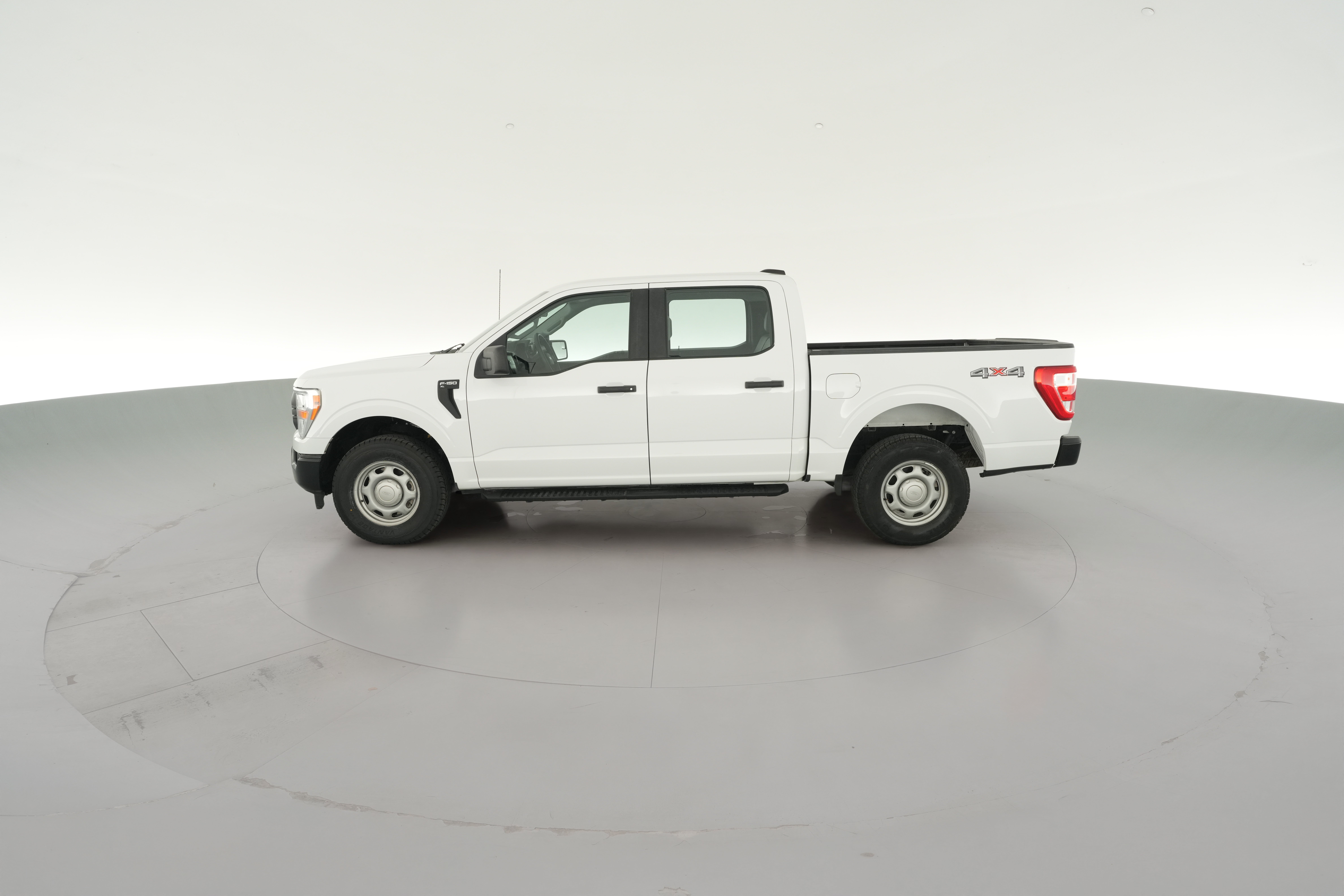 2022 Ford F-150 XL - Photo 25