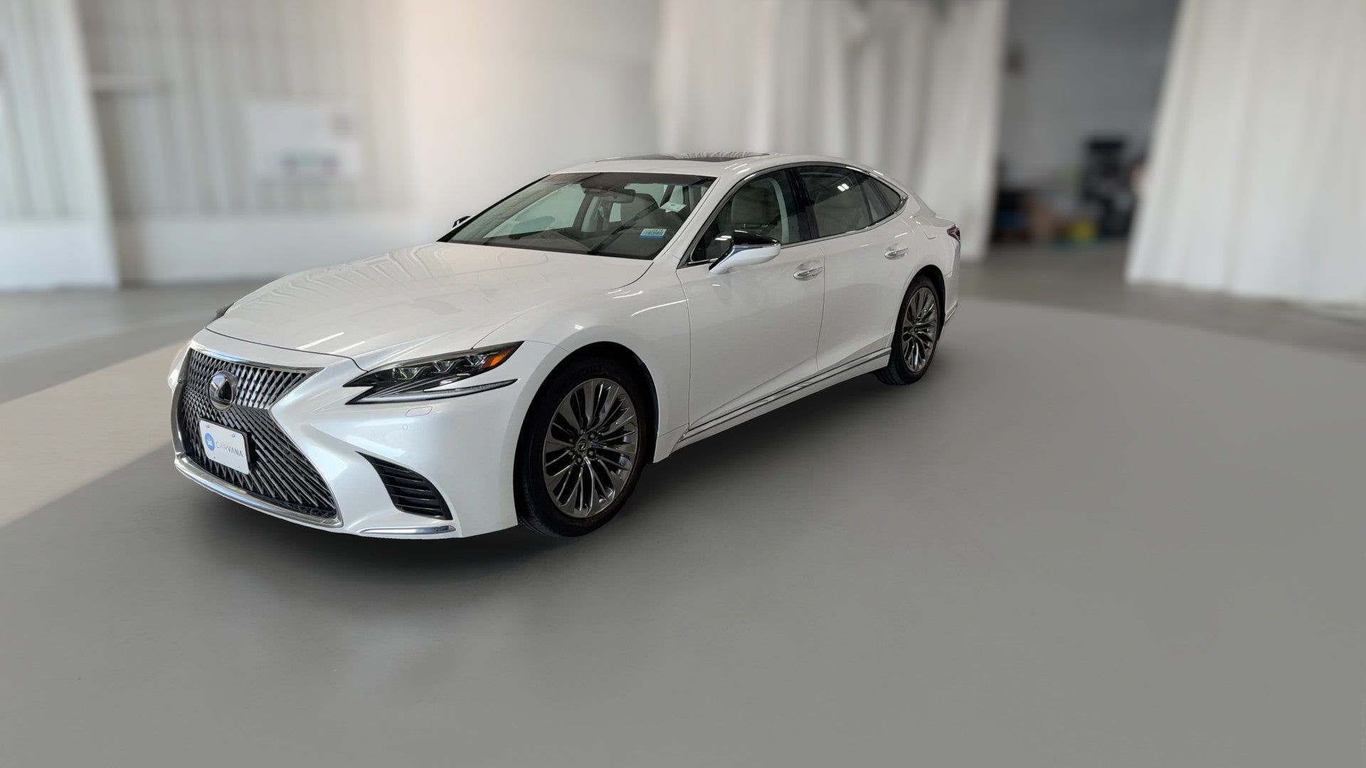 2018 Lexus LS vehicle photo